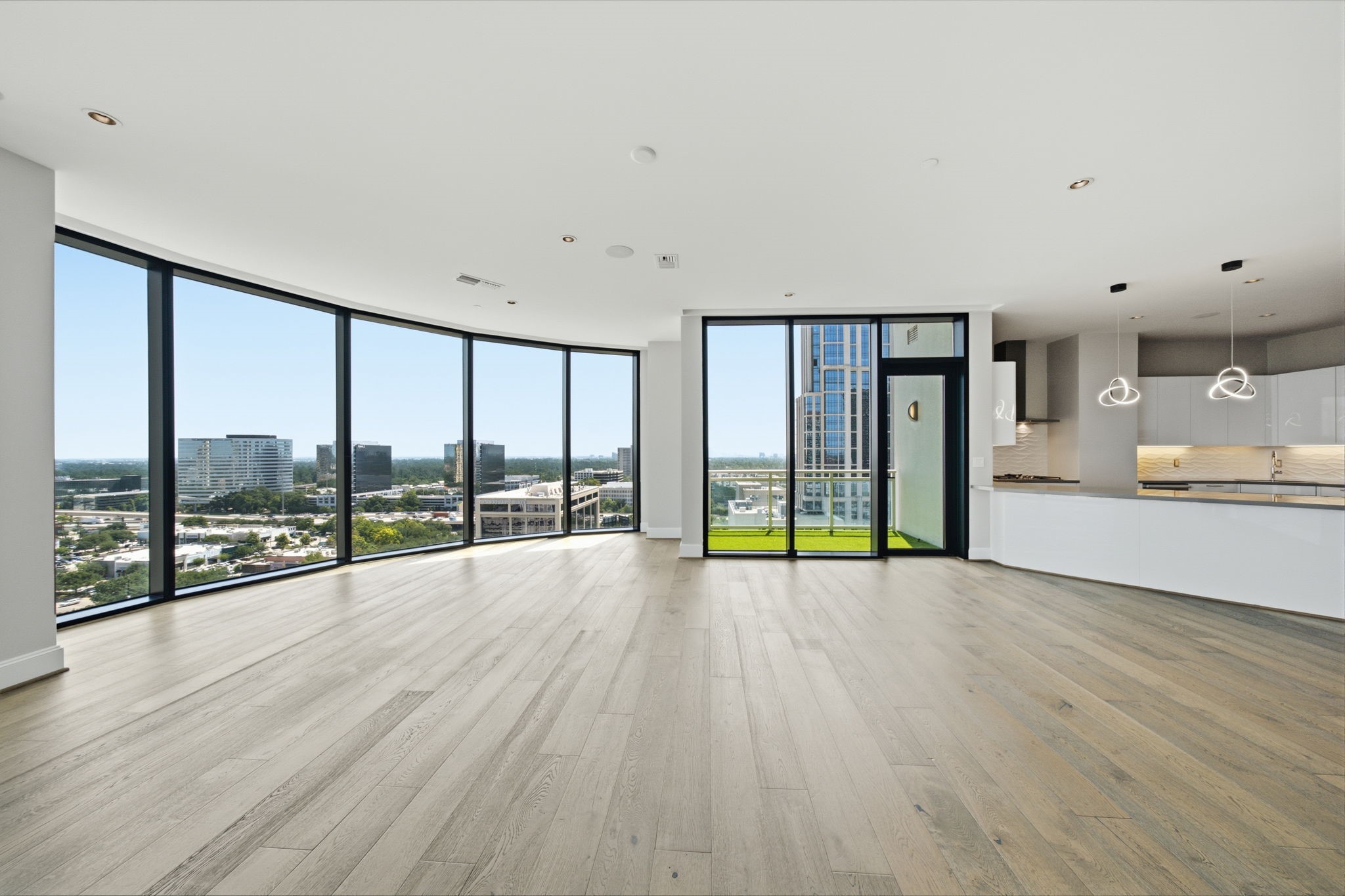 1409 Post Oak Boulevard 1602 Property Photo 2