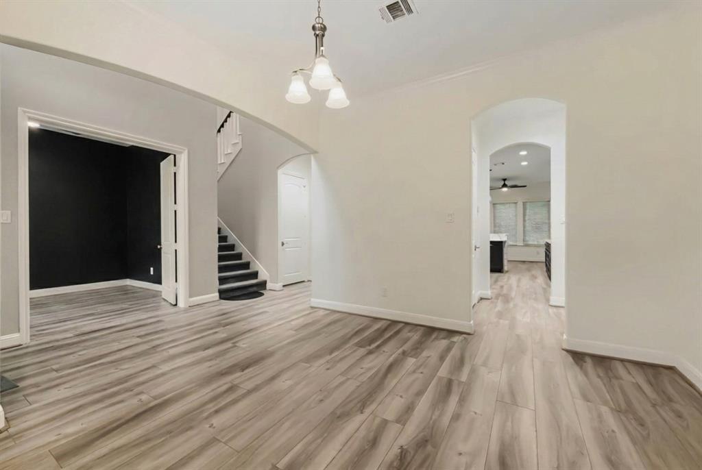 11715 Creek View Lane Property Photo 7