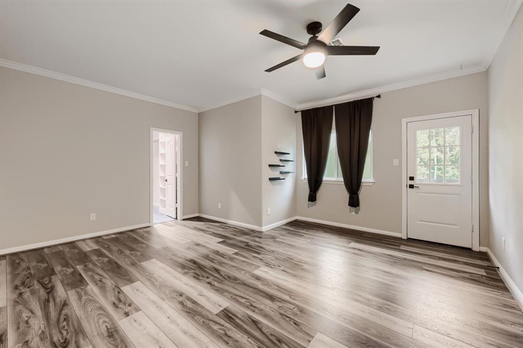 11715 Creek View Lane Property Photo 22