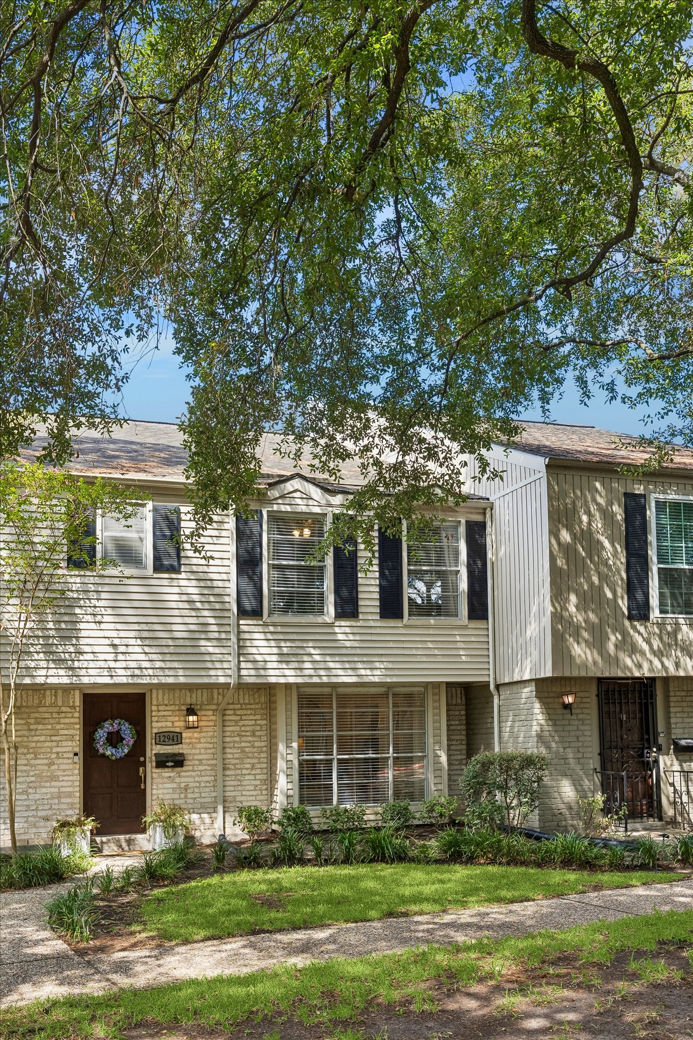 12941 Trail Hollow Drive Property Photo 3