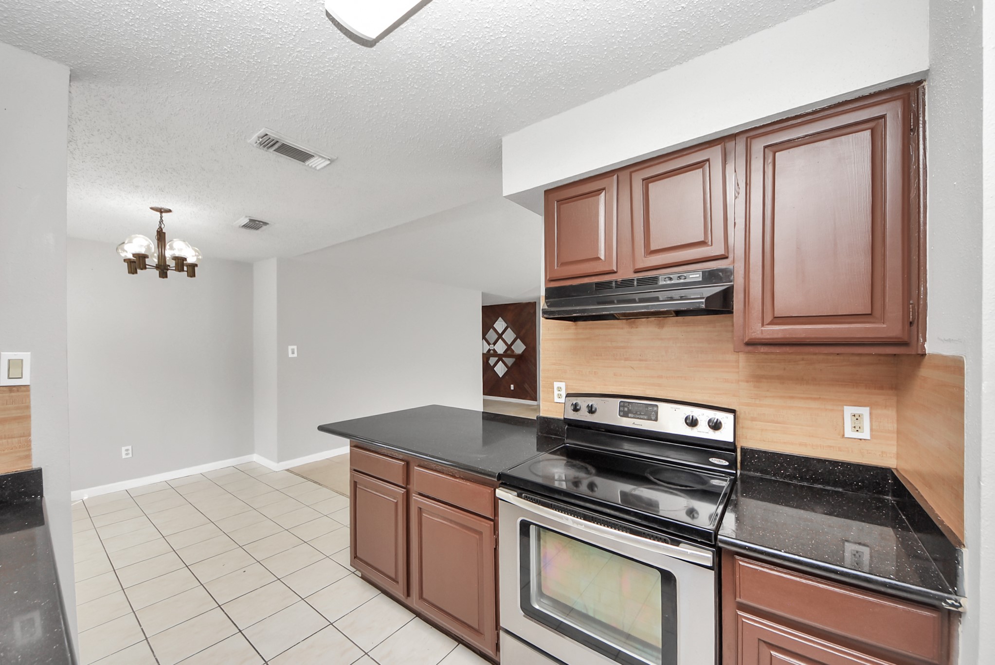 1911 Hammerwood Drive Property Photo 19