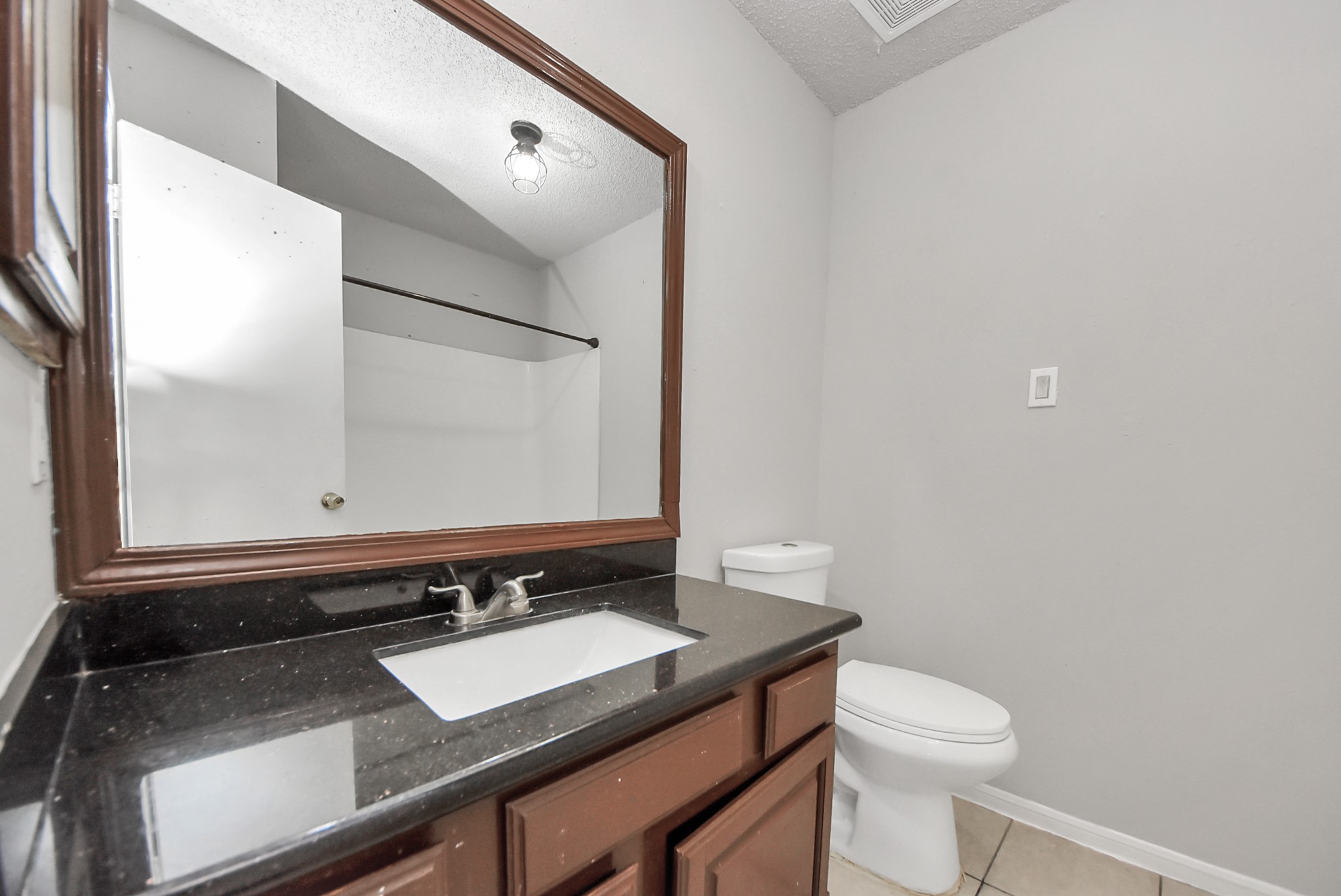 1911 Hammerwood Drive Property Photo 33