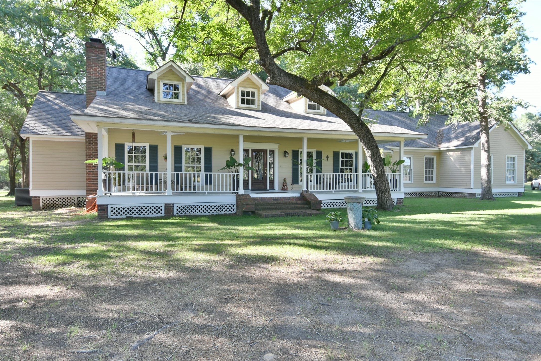 1263 Weishuhn Rd Property Photo 5
