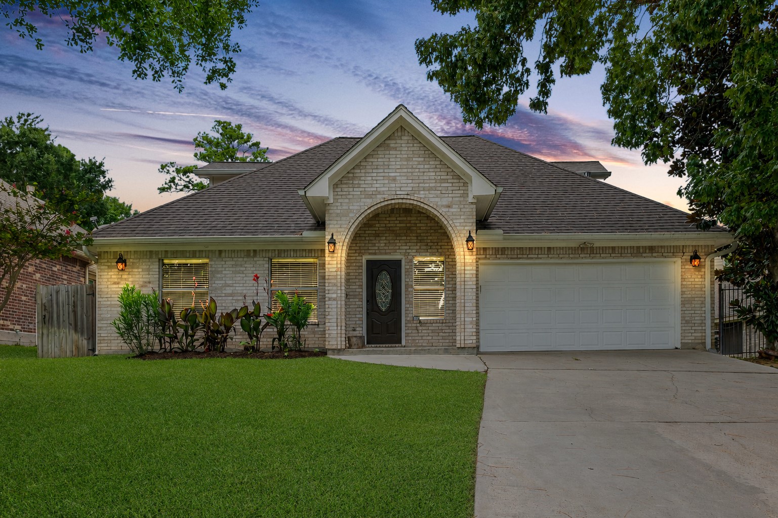 3737 Whisper Walk Property Photo 1