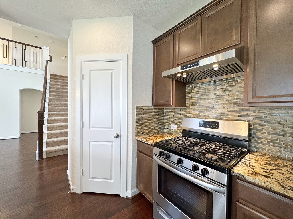 2514 Deerwood Heights Lane Property Photo 20