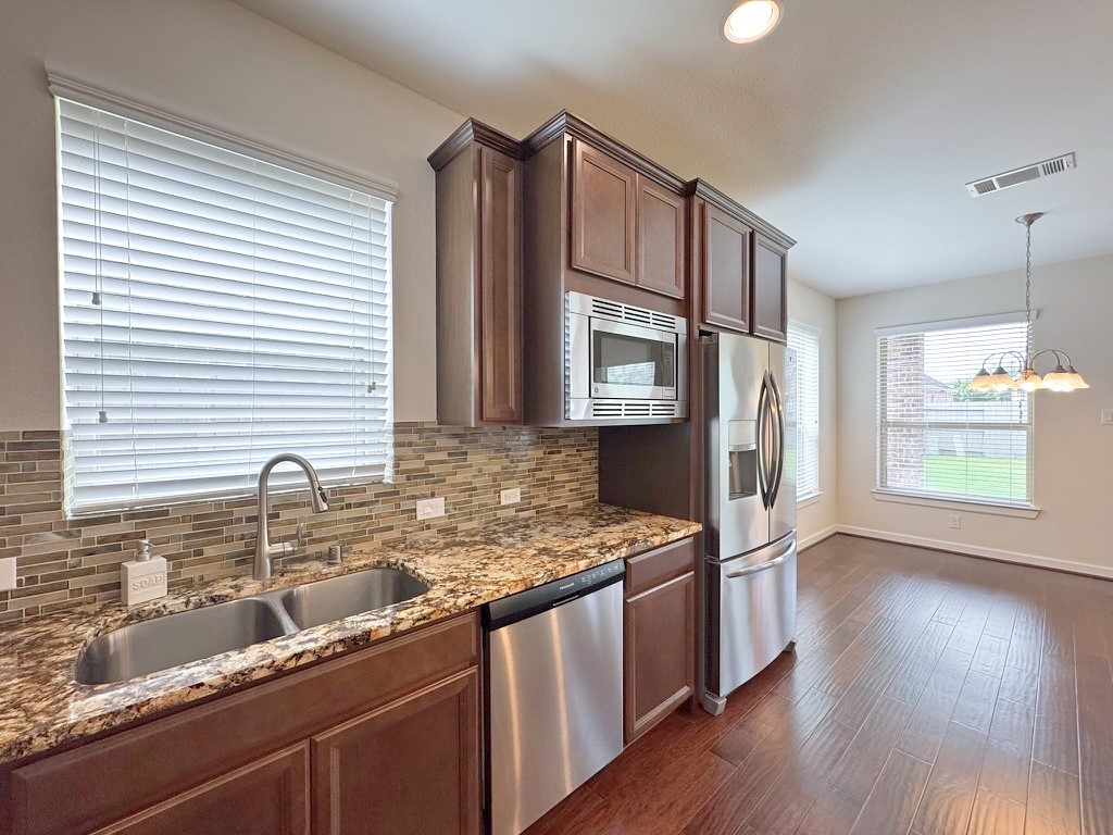 2514 Deerwood Heights Lane Property Photo 21