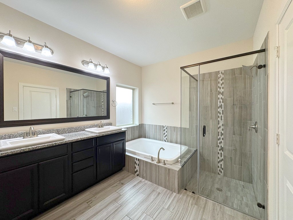 2514 Deerwood Heights Lane Property Photo 25