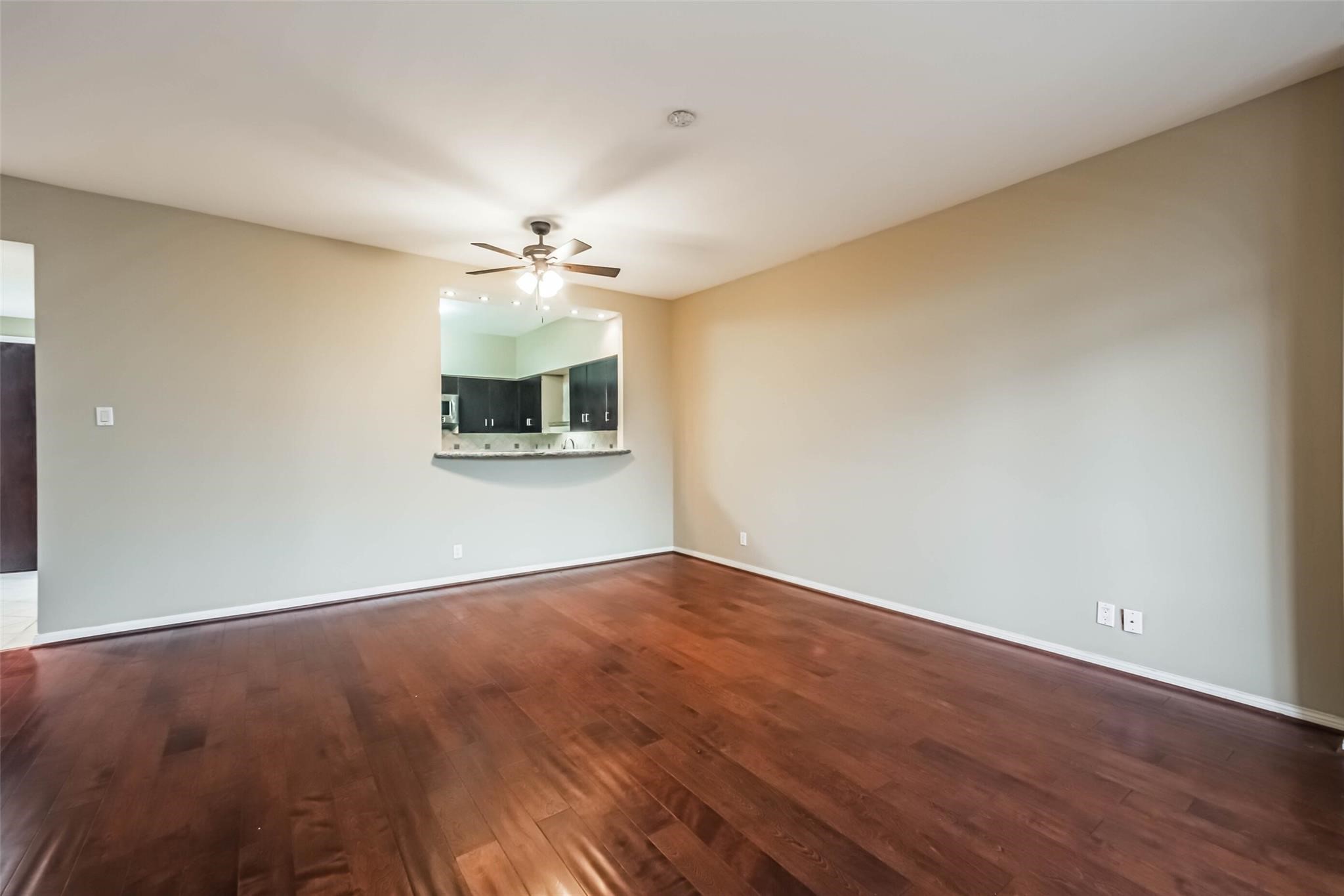 15 Greenway Plaza 5c Property Photo 7