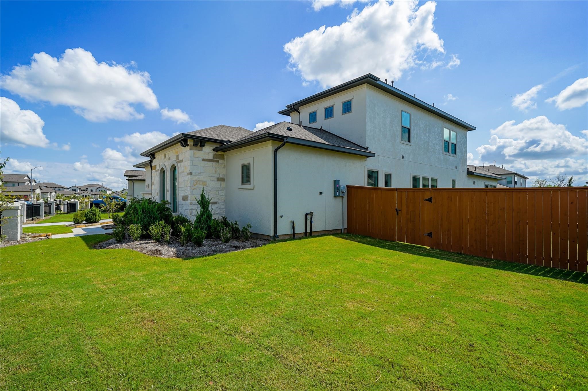 11803 Dalhousie Drive Property Photo 3