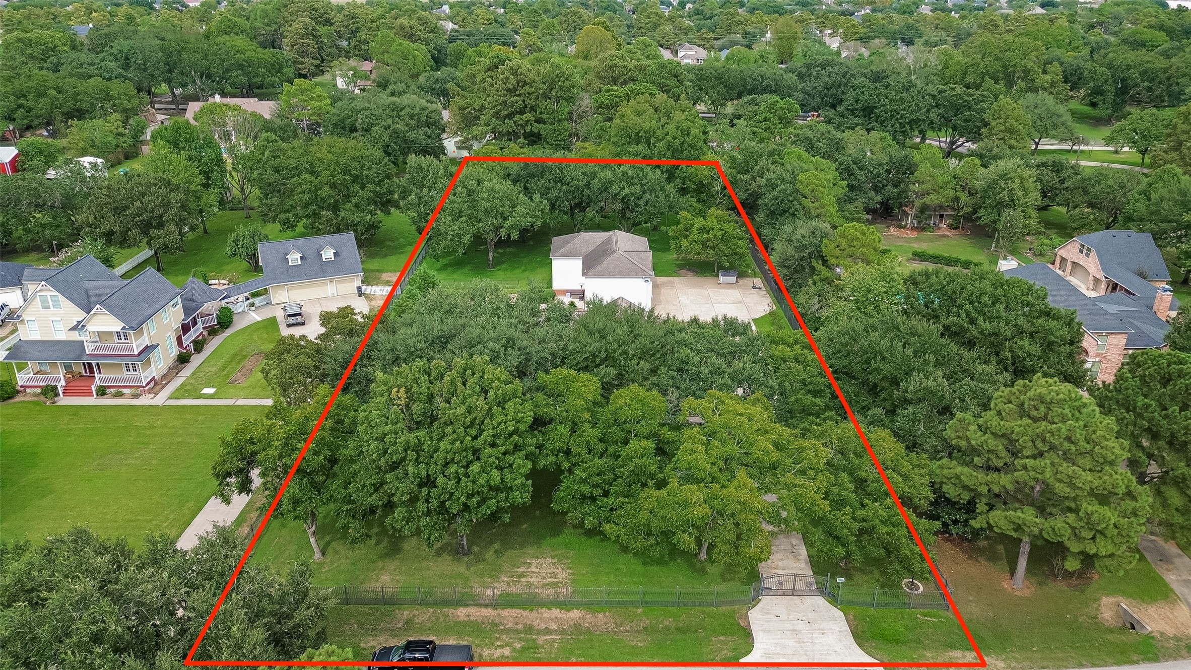 3019 S Saddlebrook Lane Property Photo 3