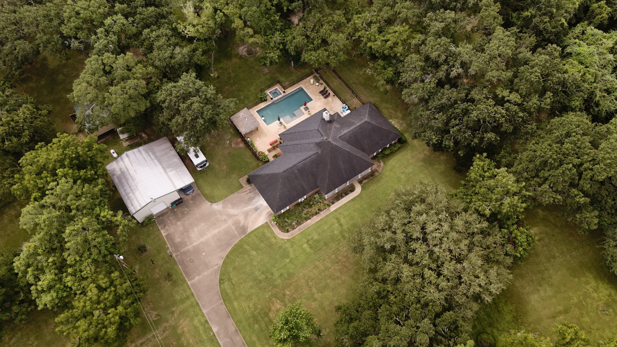 2002 Sugar Mill Lane Property Photo 4
