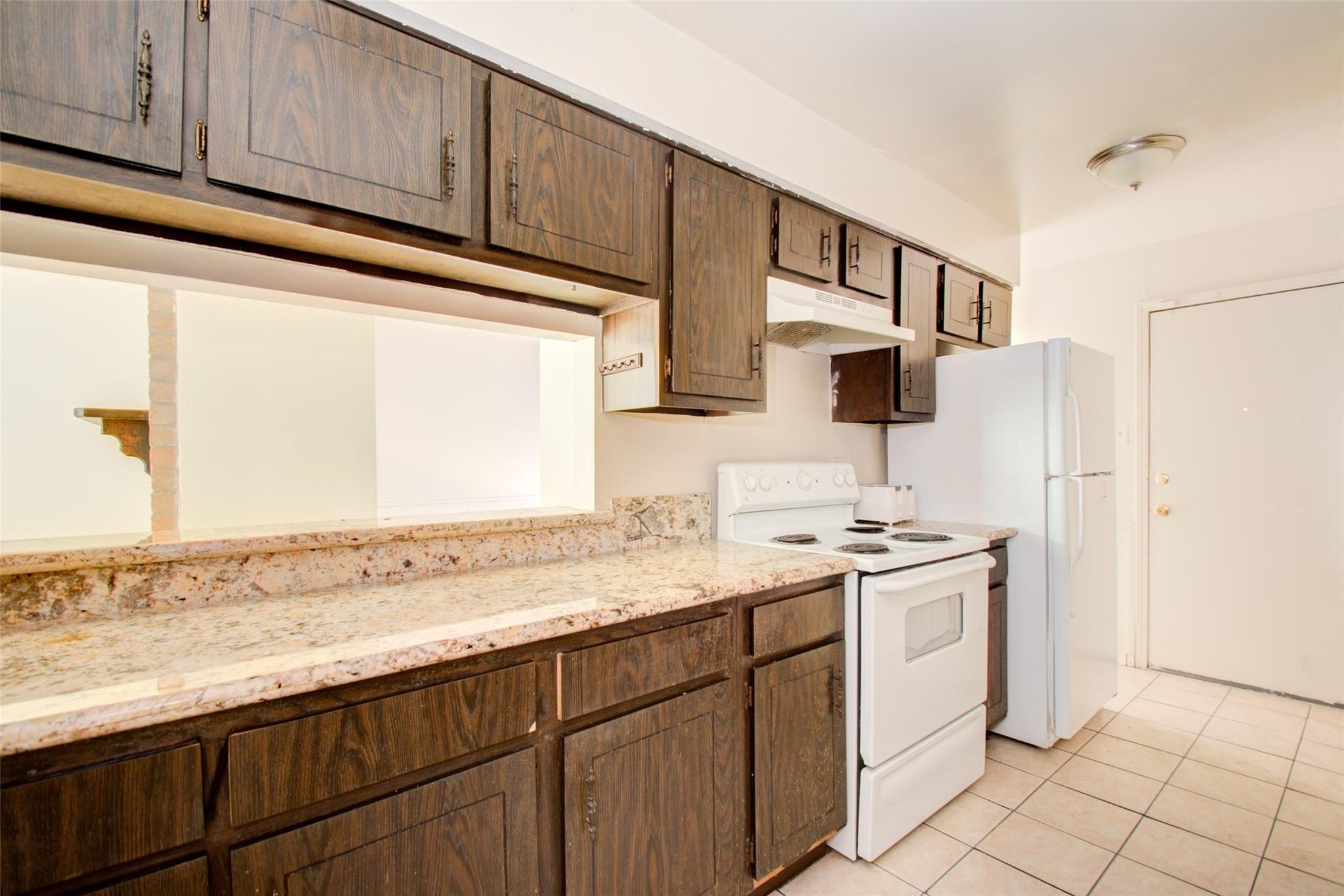 4124 Belle Park Drive E Property Photo 14