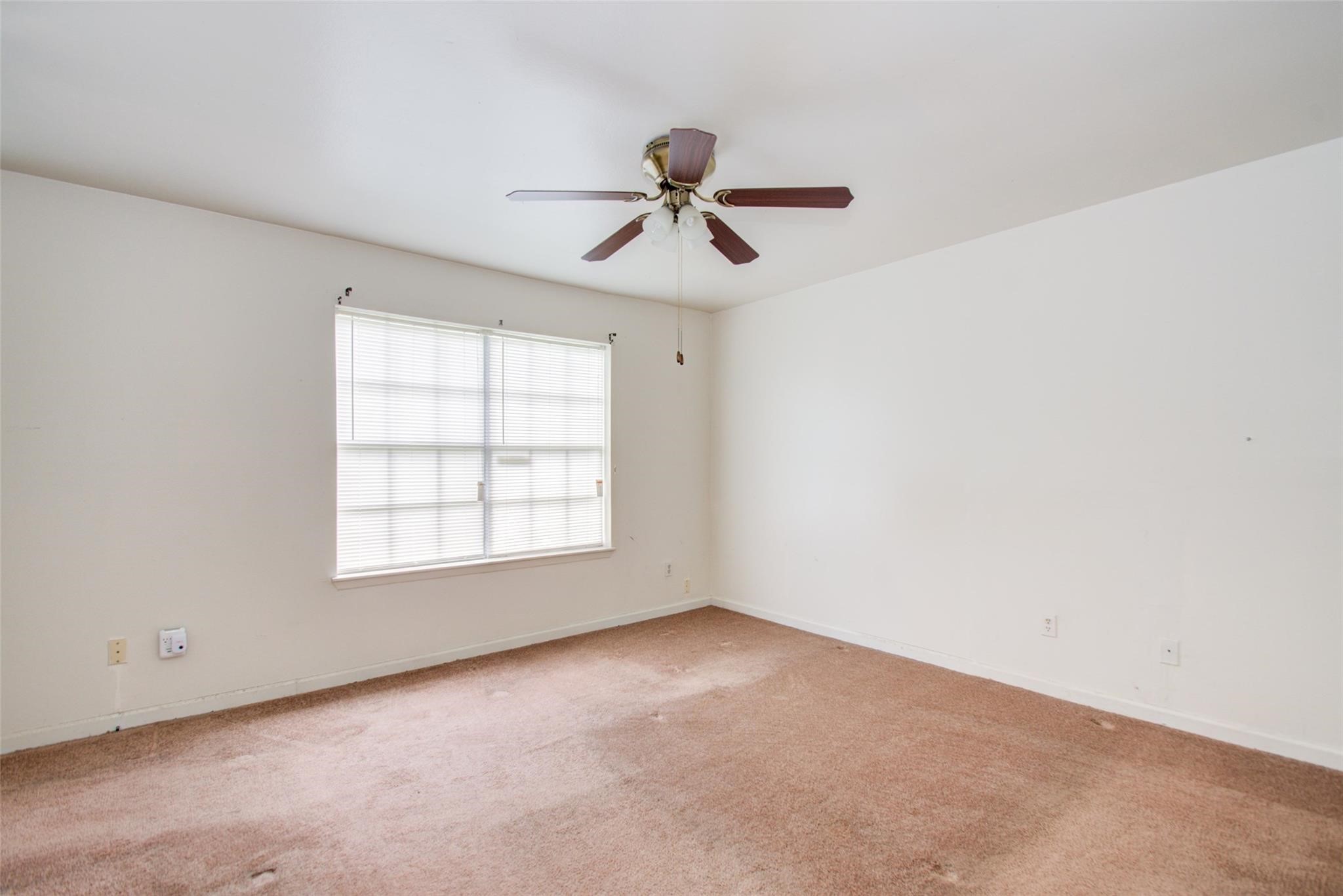4124 Belle Park Drive E Property Photo 17