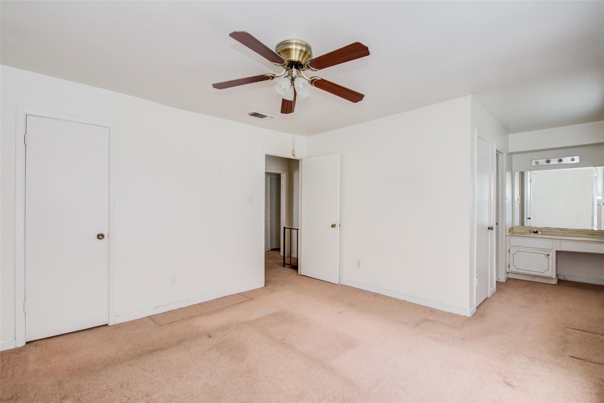 4124 Belle Park Drive E Property Photo 18