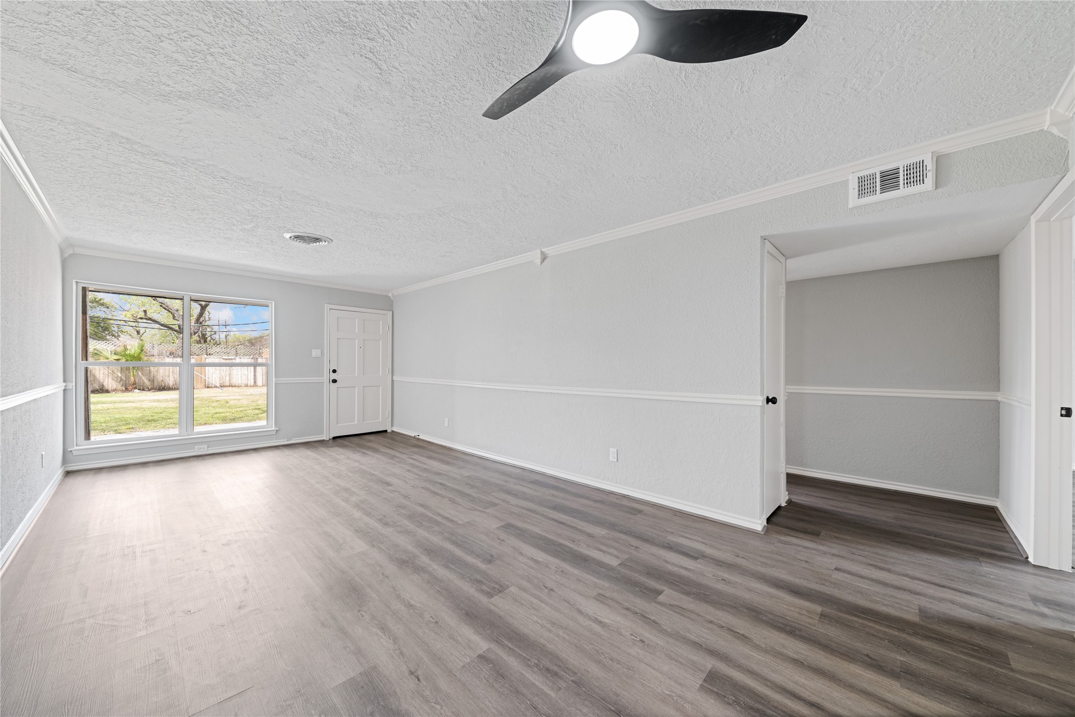 2675 Gessner Drive Property Photo 14