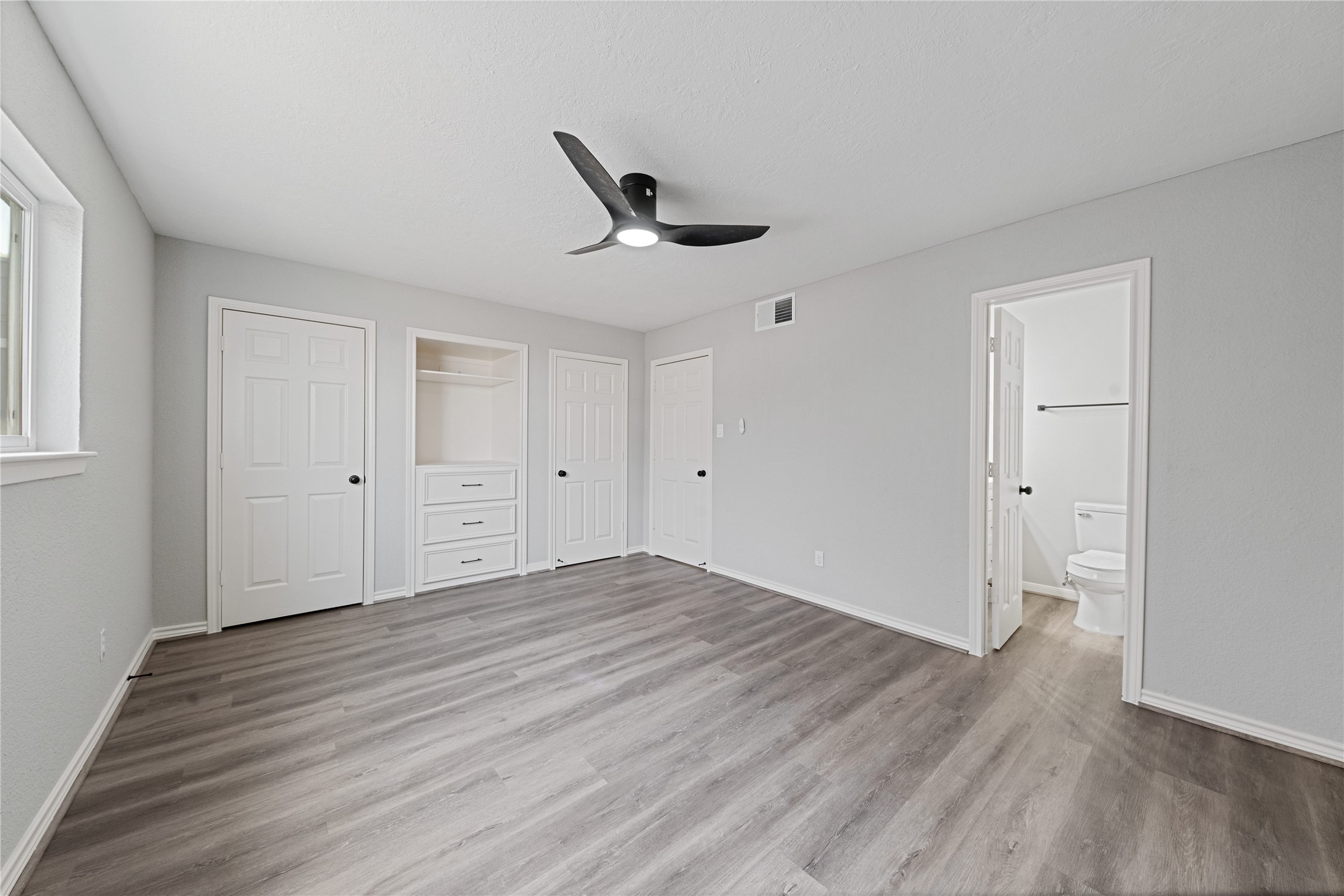 2675 Gessner Drive Property Photo 21
