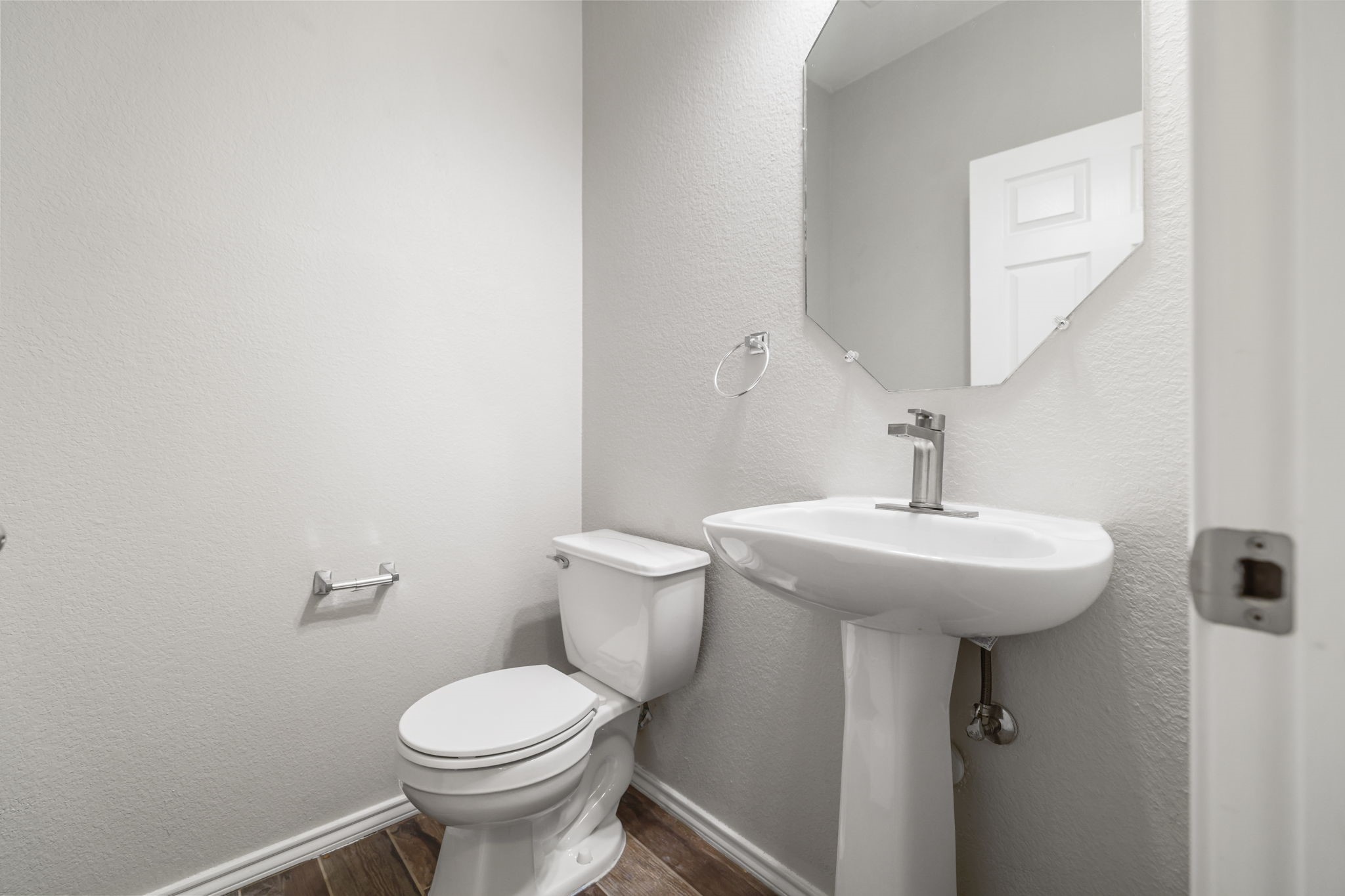 3103 Thunder Gulch Property Photo 11