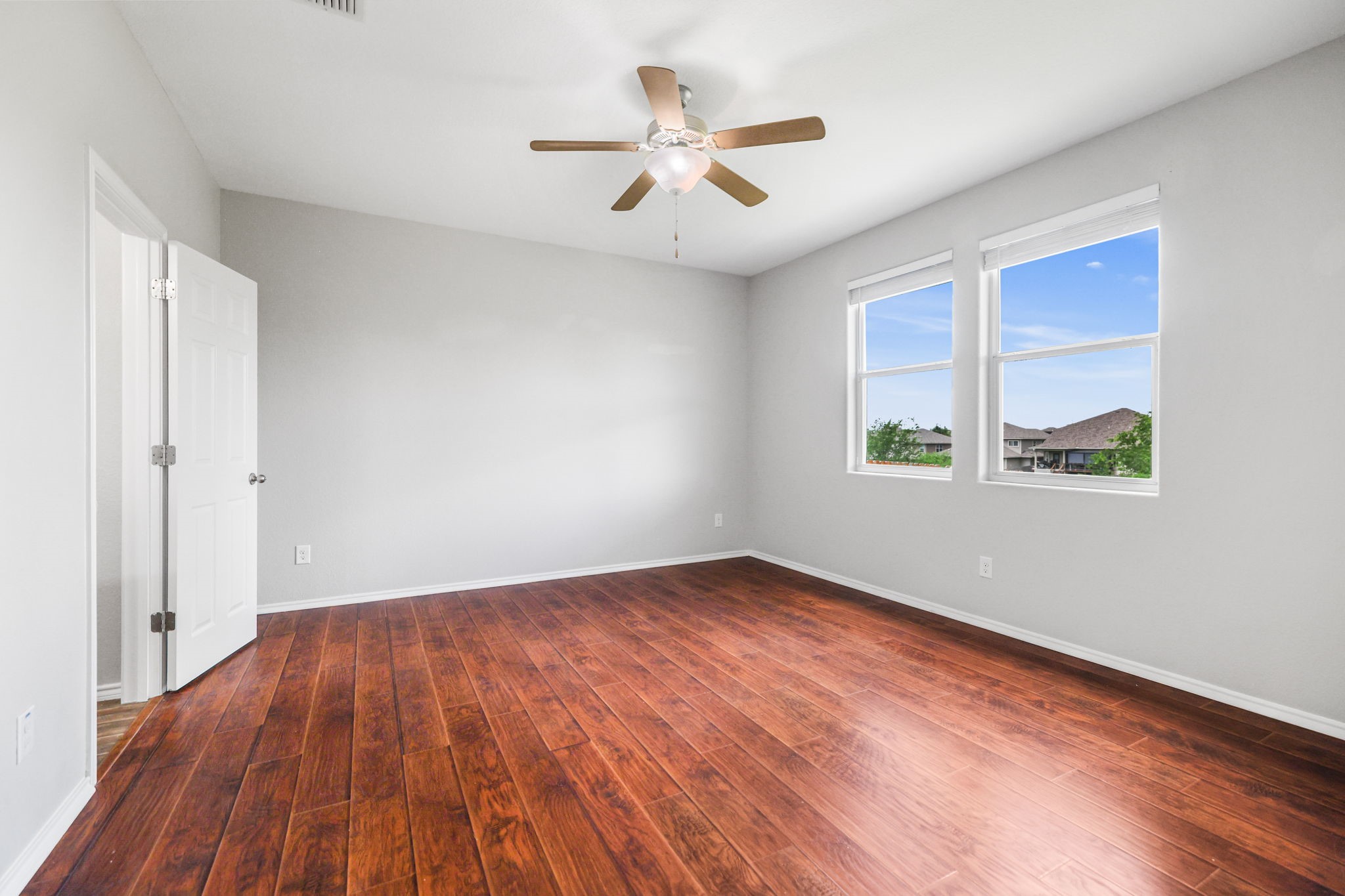 3103 Thunder Gulch Property Photo 15