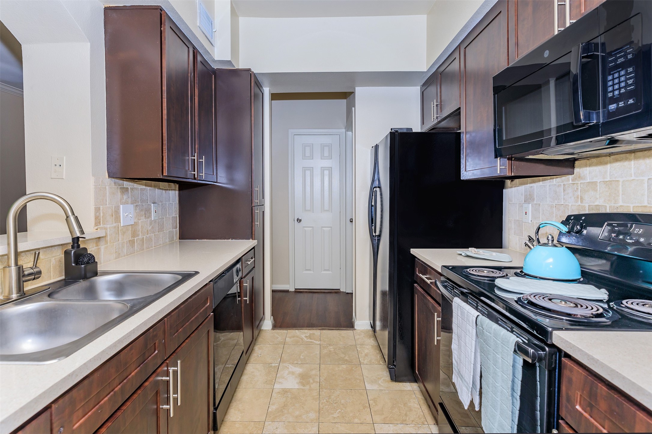5510 S Rice Avenue 428 Property Photo 1