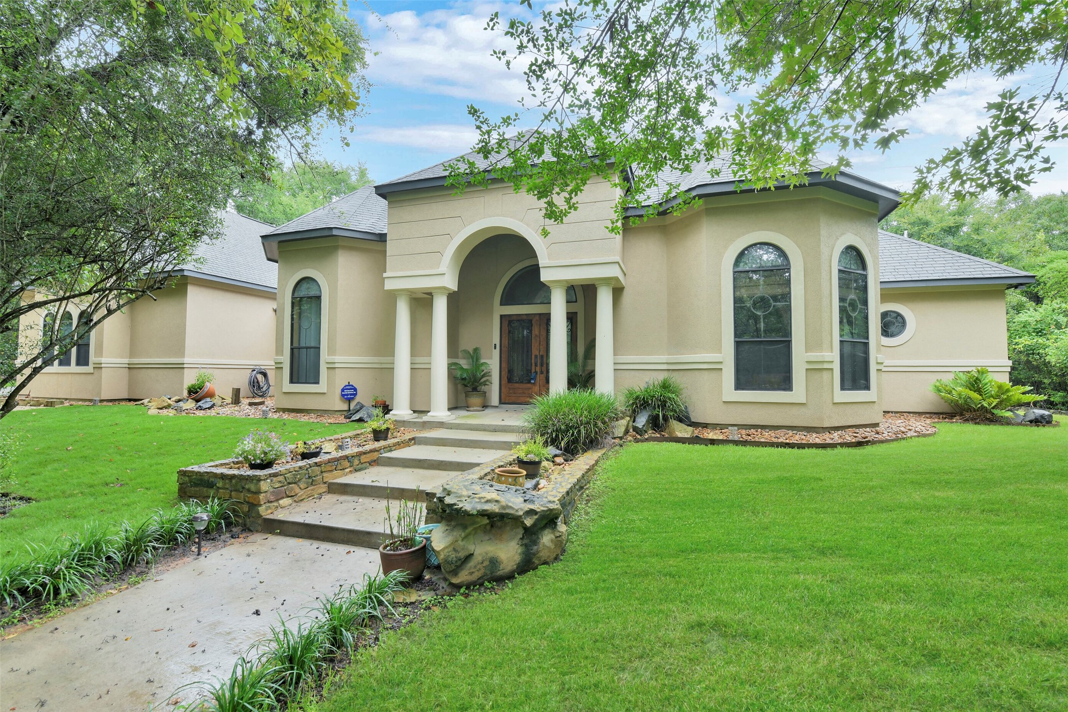 26150 Crown Ranch Boulevard Property Photo 2
