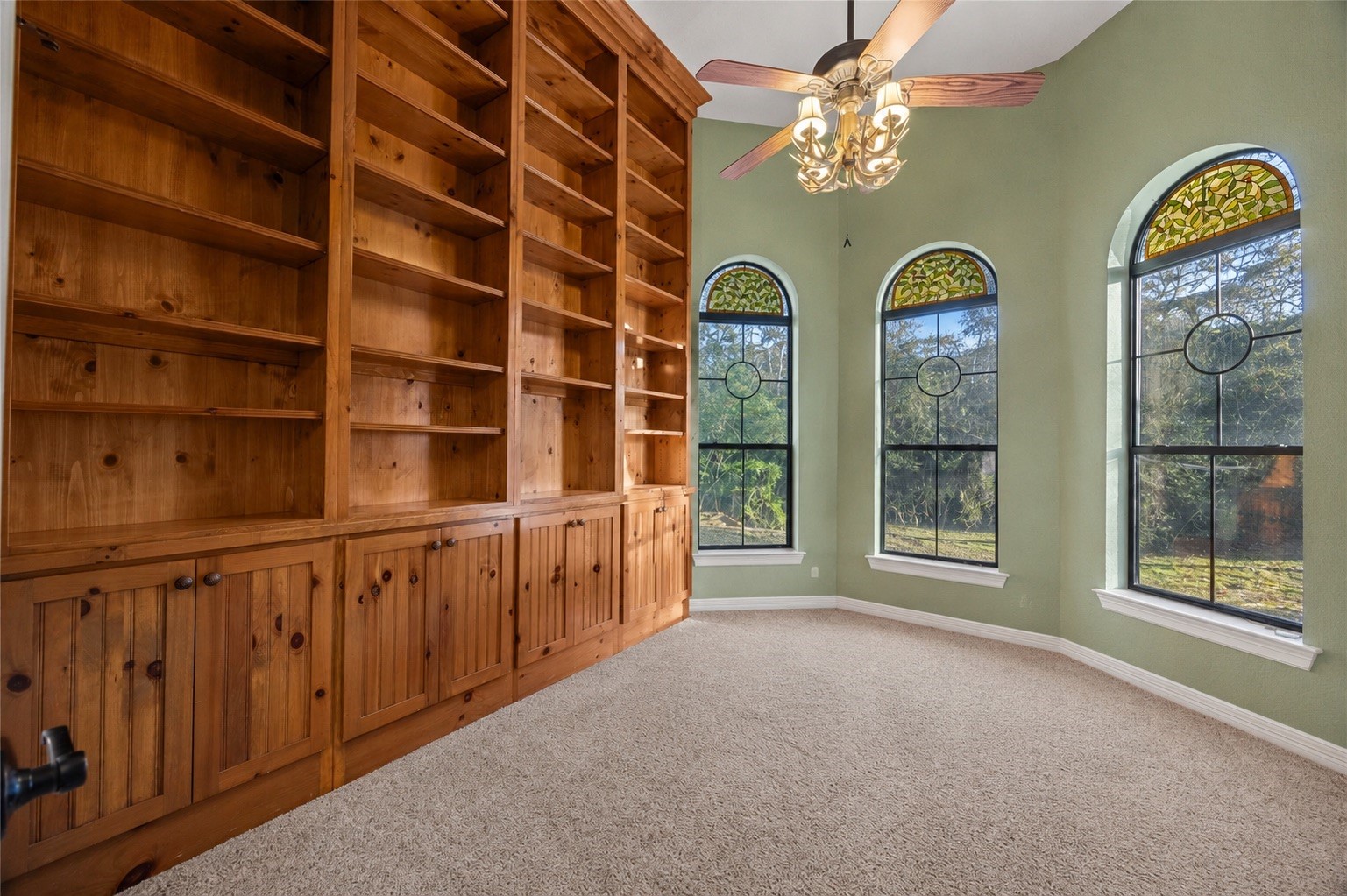 26150 Crown Ranch Boulevard Property Photo 11
