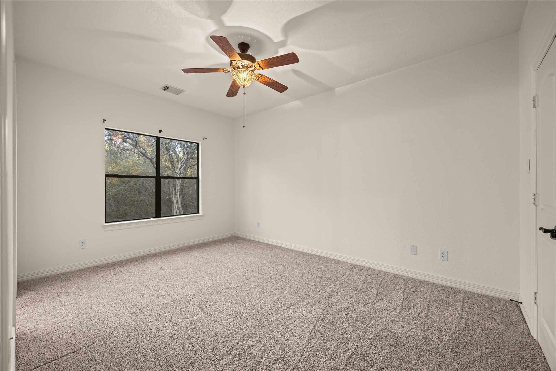 26150 Crown Ranch Boulevard Property Photo 29