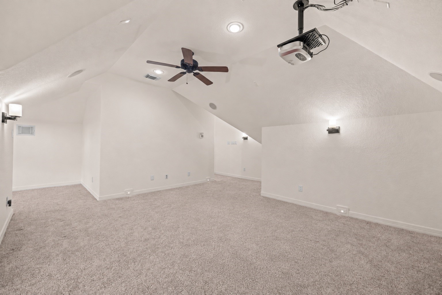 26150 Crown Ranch Boulevard Property Photo 34