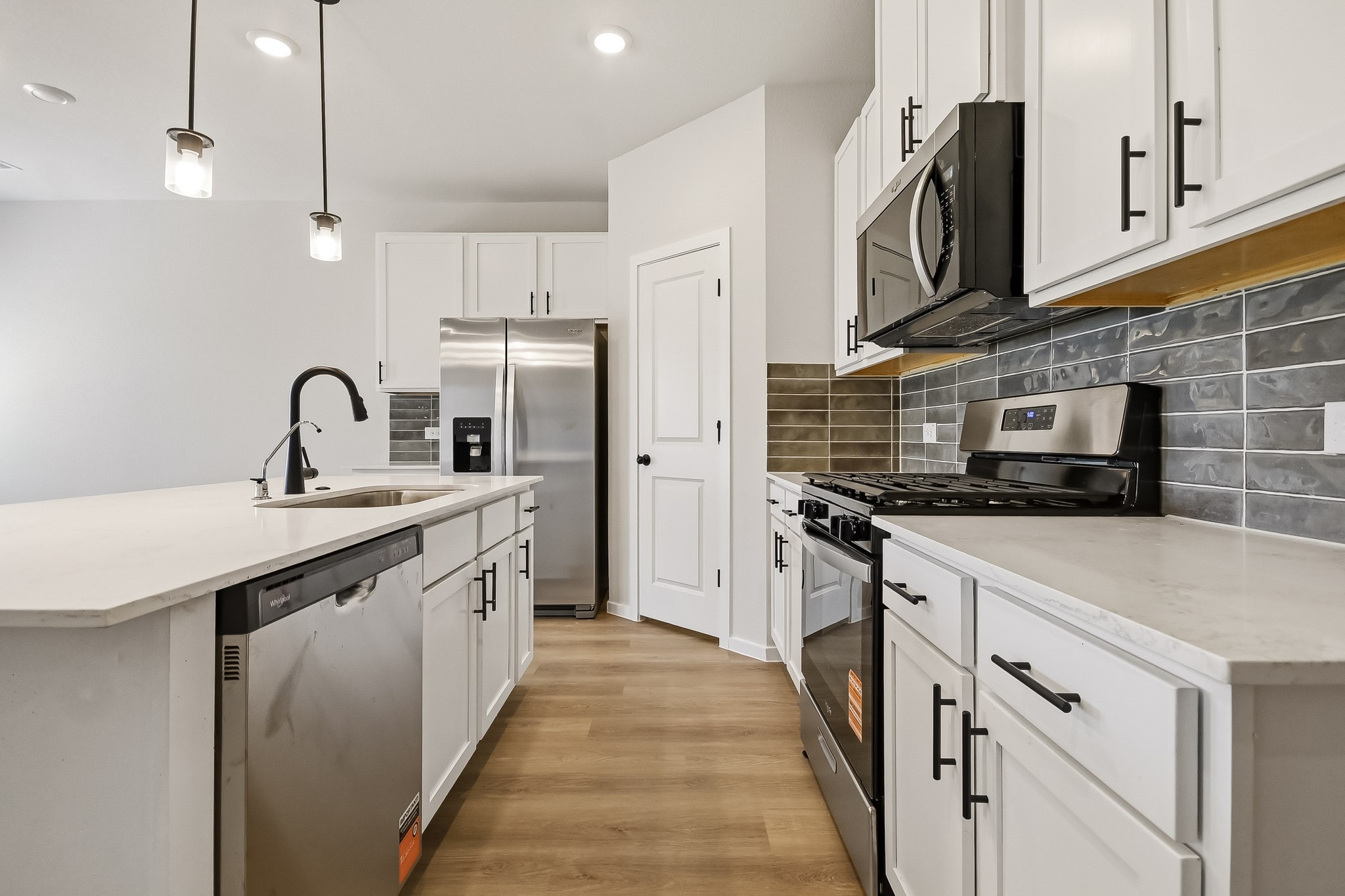 22015 Messina Springs Drive Property Photo 4