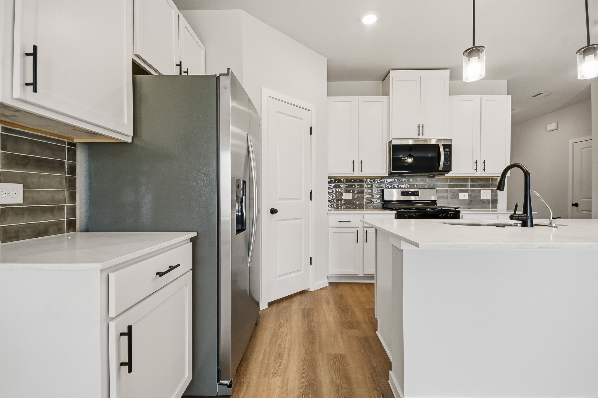 22015 Messina Springs Drive Property Photo 6