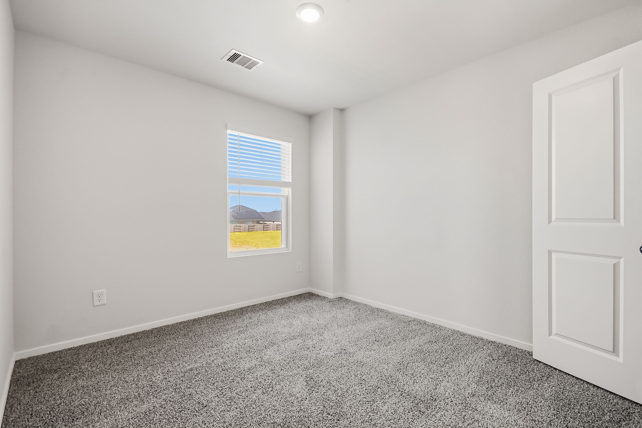 22015 Messina Springs Drive Property Photo 12