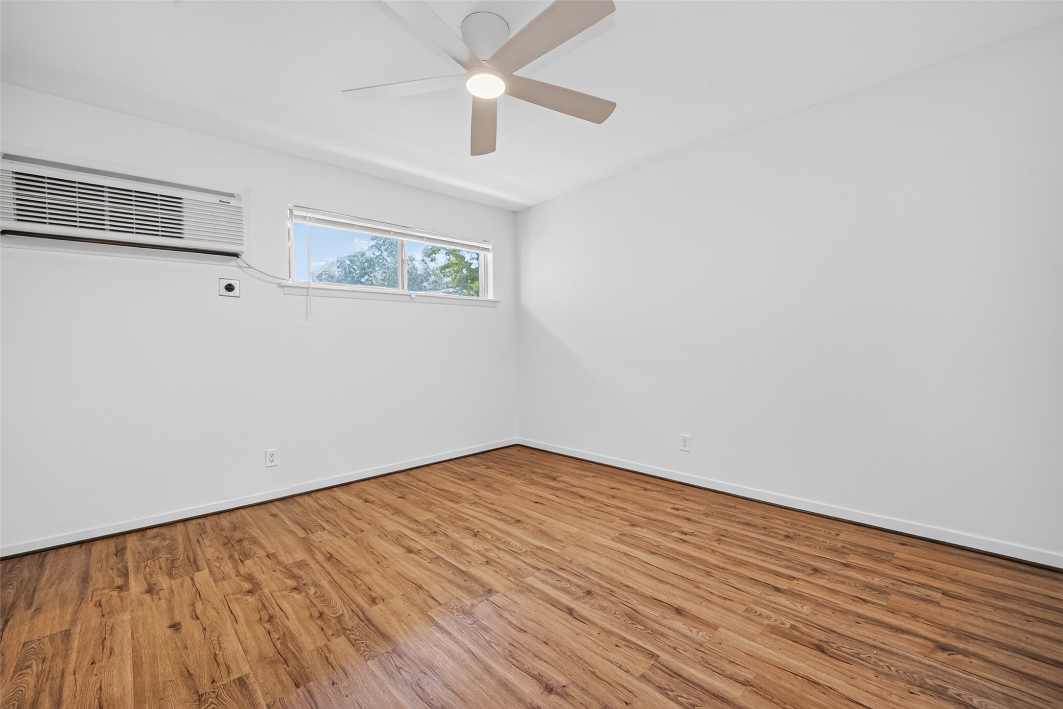 1217 Heights Boulevard 6 Property Photo 12
