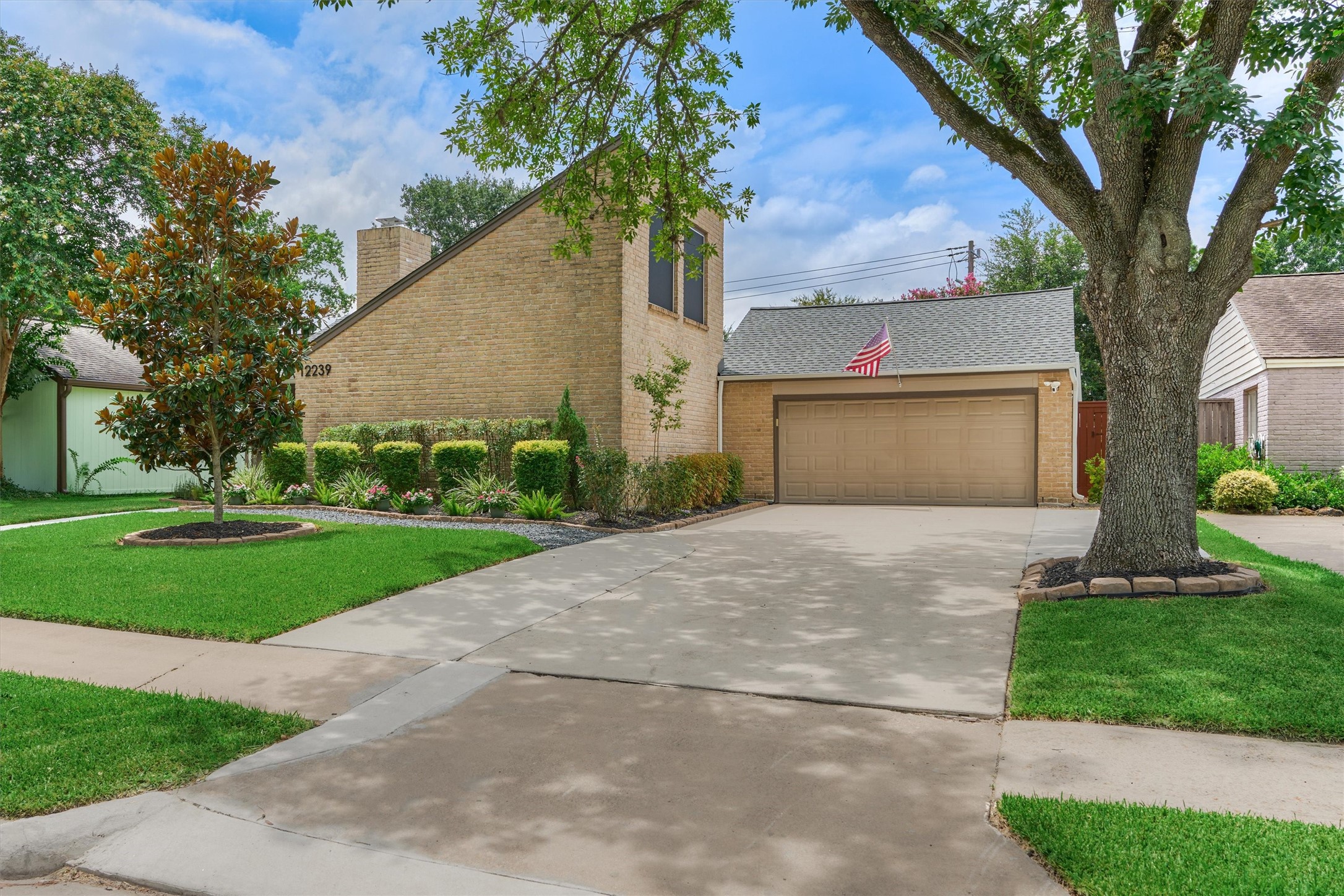 12239 Briar Forest Drive Property Photo 4