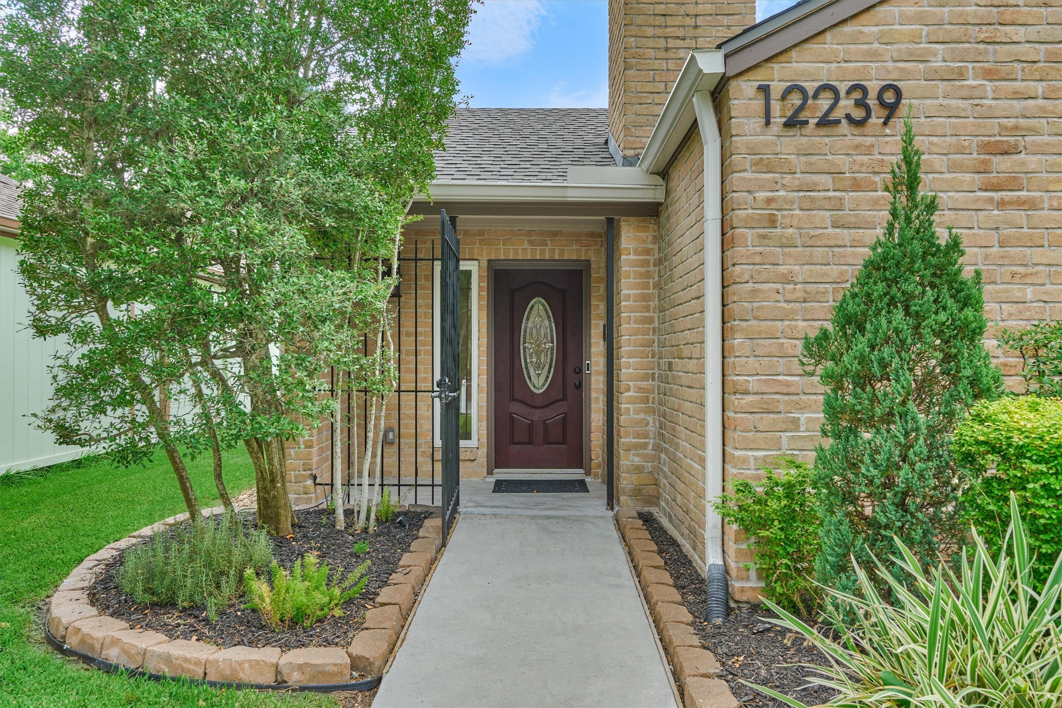 12239 Briar Forest Drive Property Photo 5