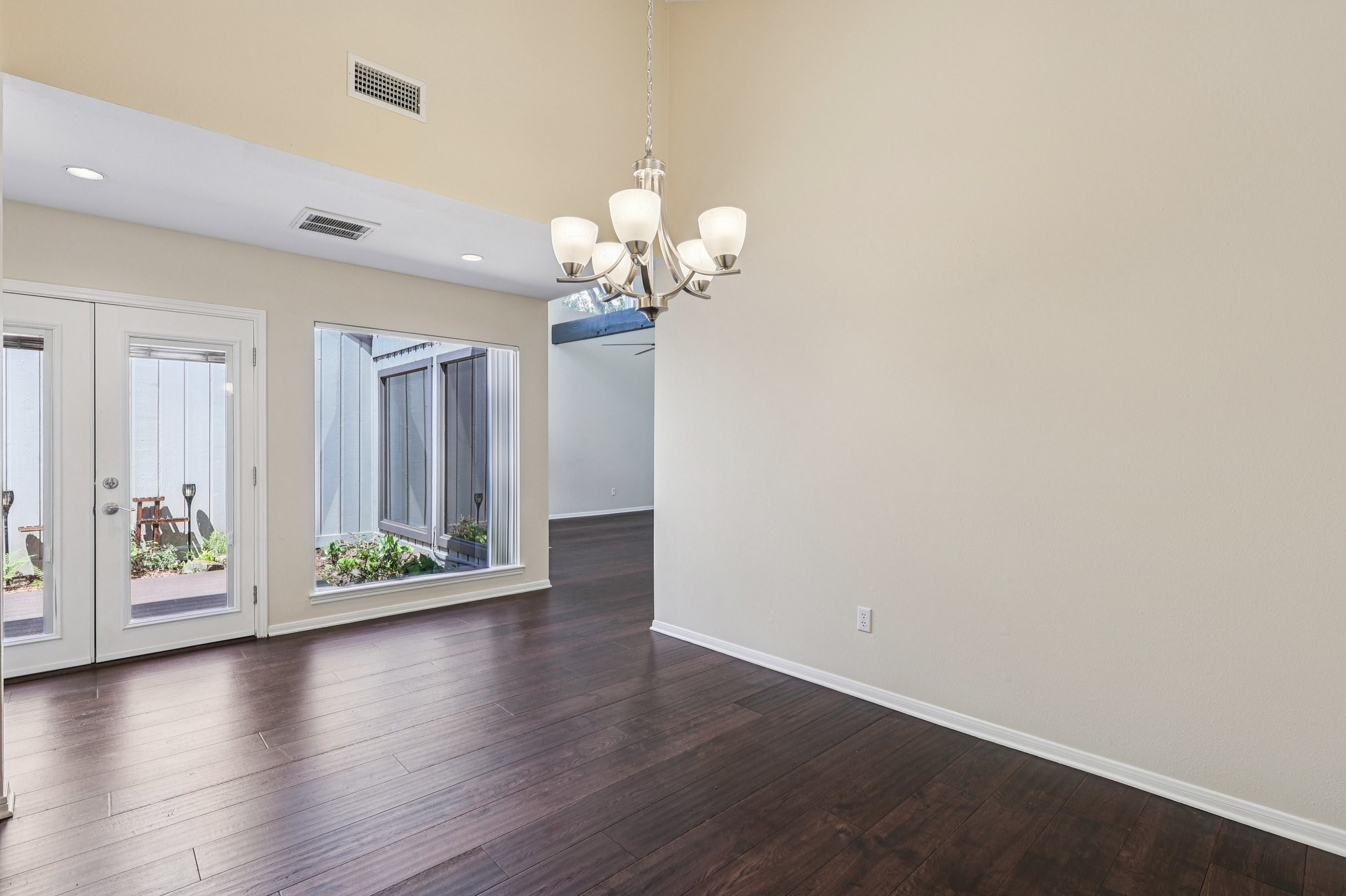 12239 Briar Forest Drive Property Photo 14