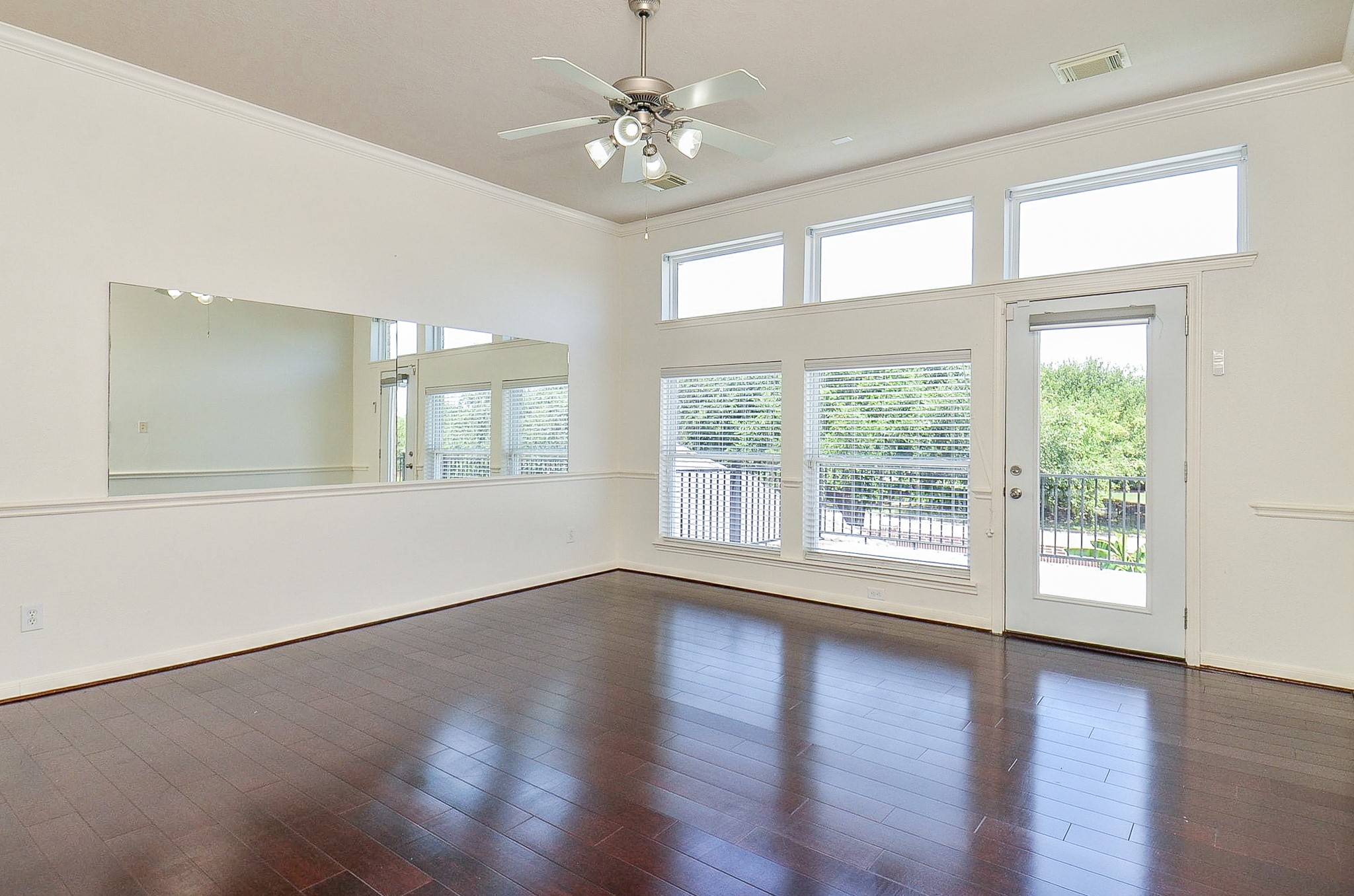 723 Overdell Drive Property Photo 23