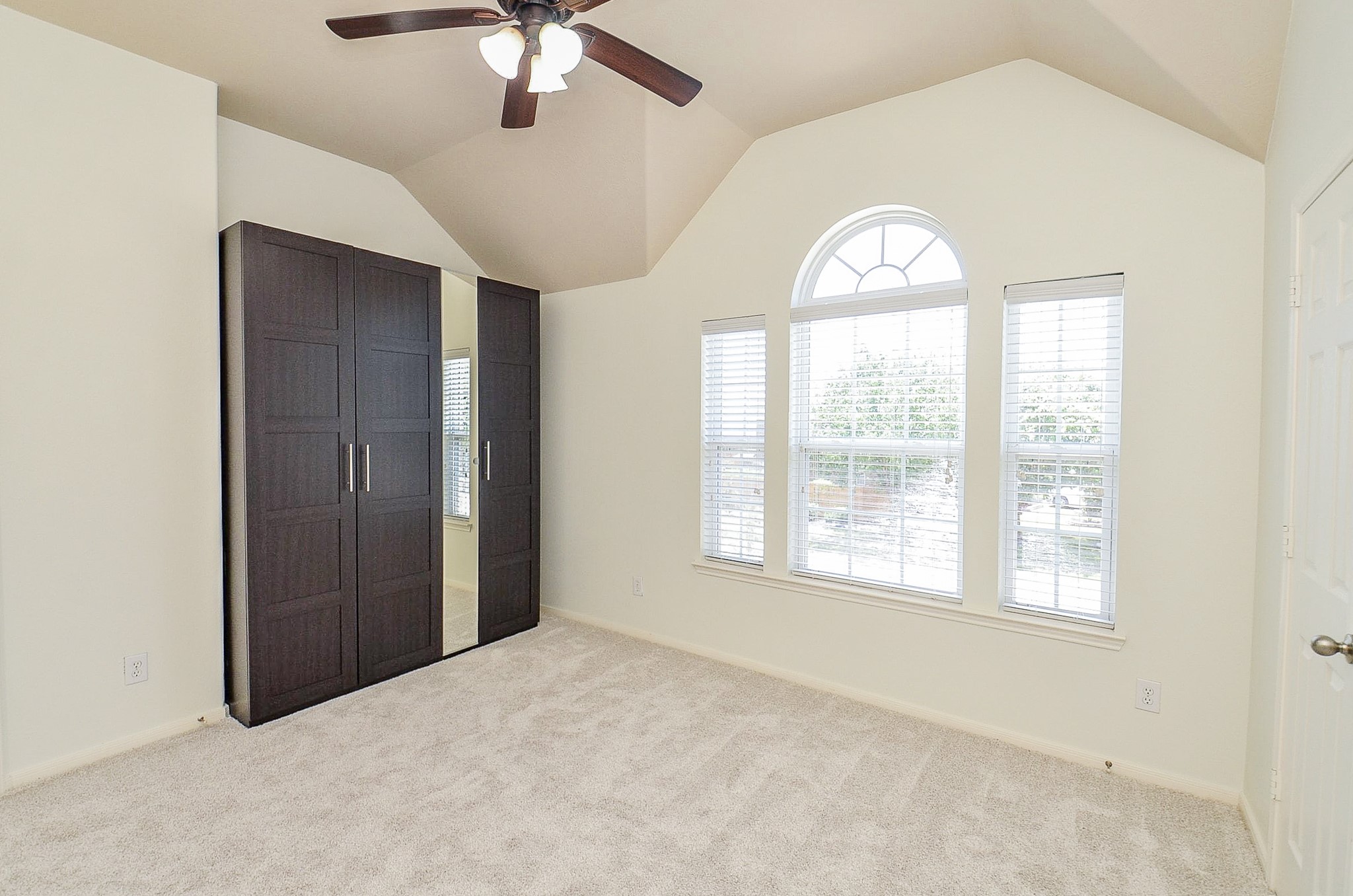 723 Overdell Drive Property Photo 24