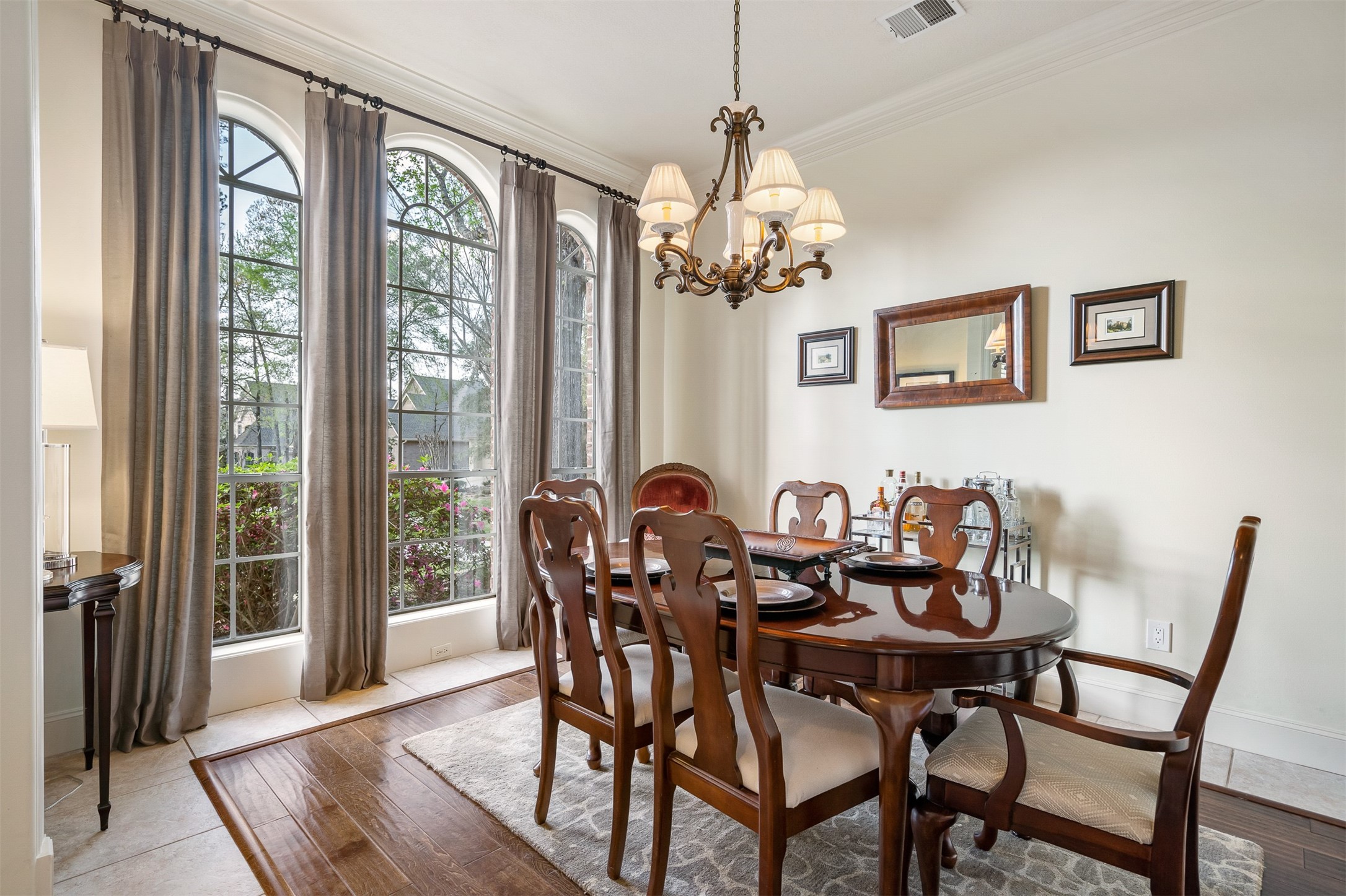 2 Lenox Hill Drive Property Photo 6