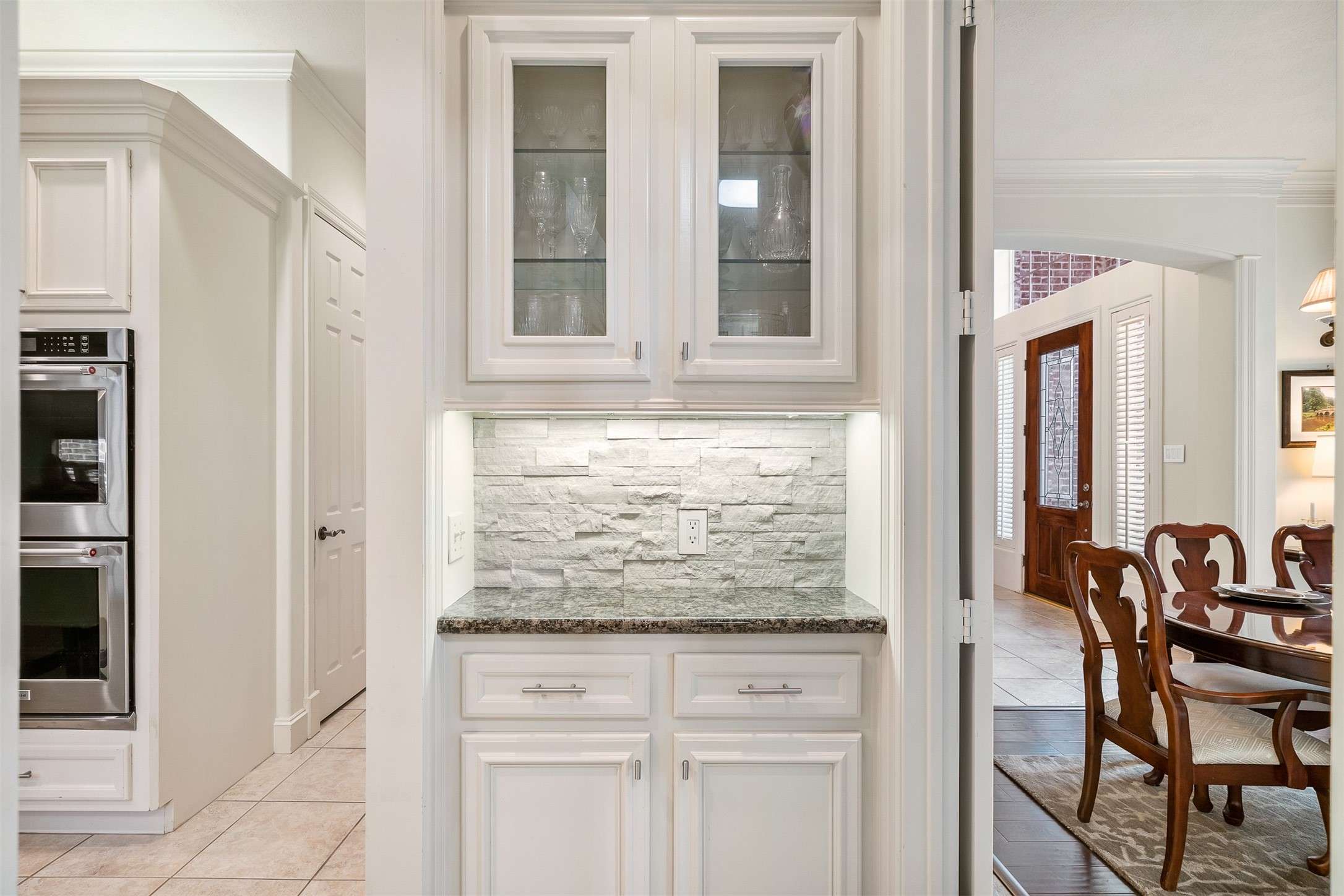 2 Lenox Hill Drive Property Photo 24