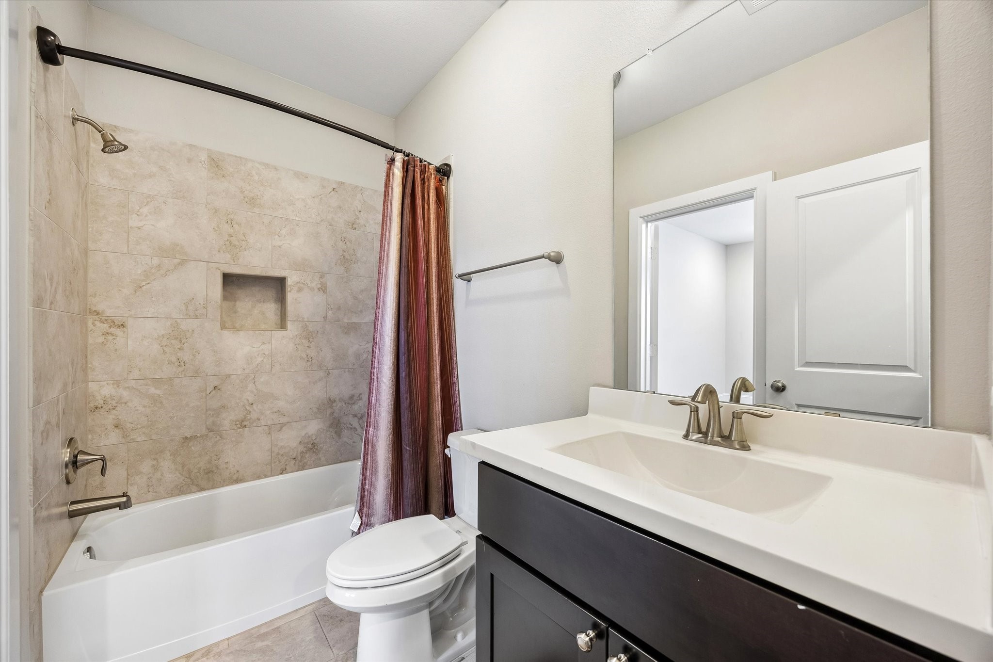8304 Ginger Oak Street Property Photo 20