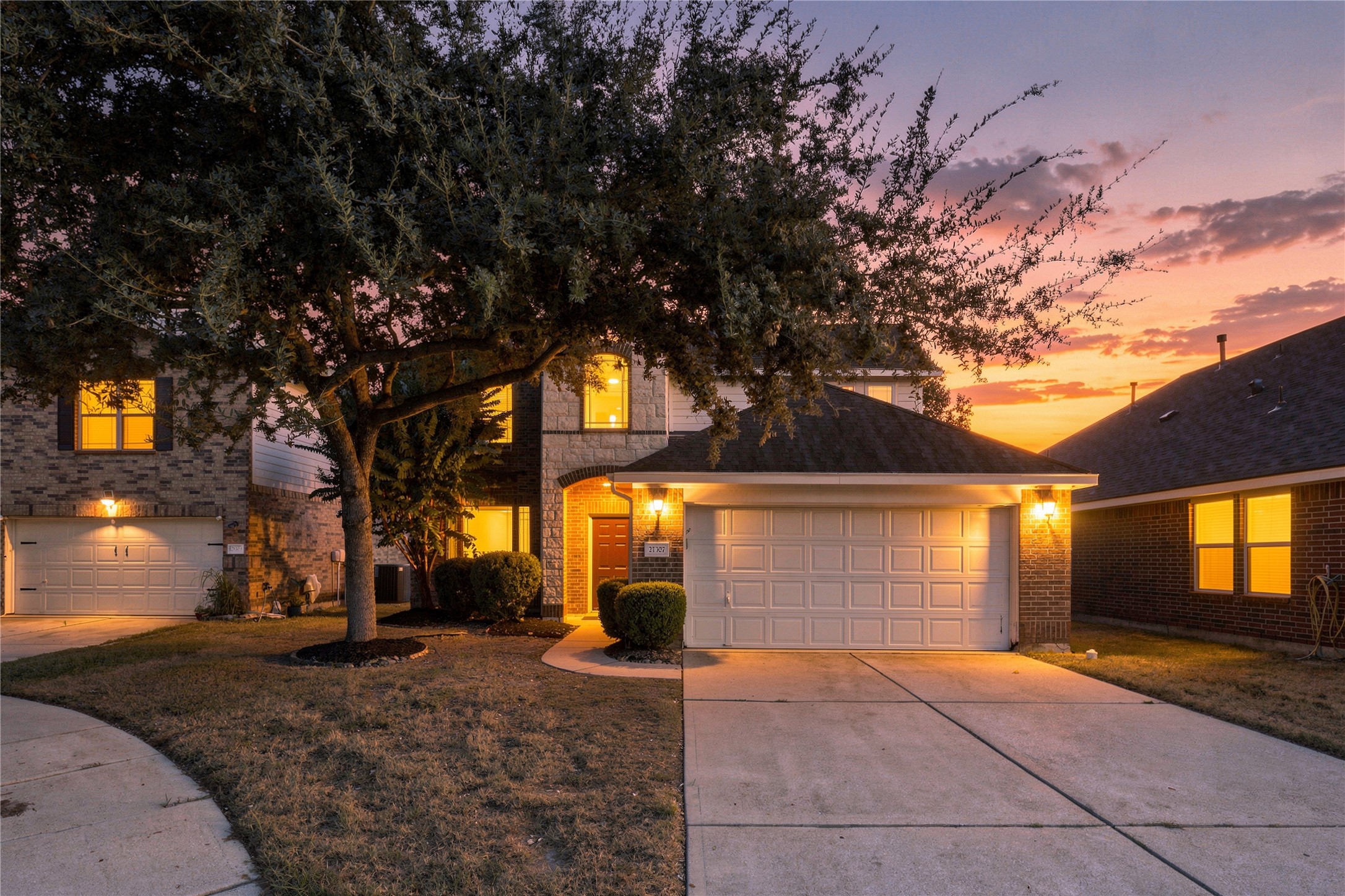21307 Drifting Oaks Drive Property Photo 1