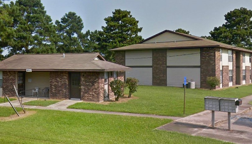 809 8th Street Property Photo 3