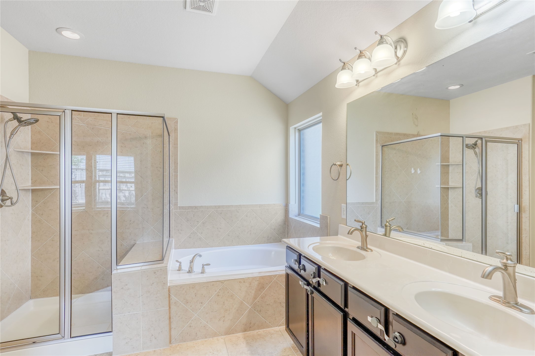 28270 Natalie Bend Road Property Photo 16