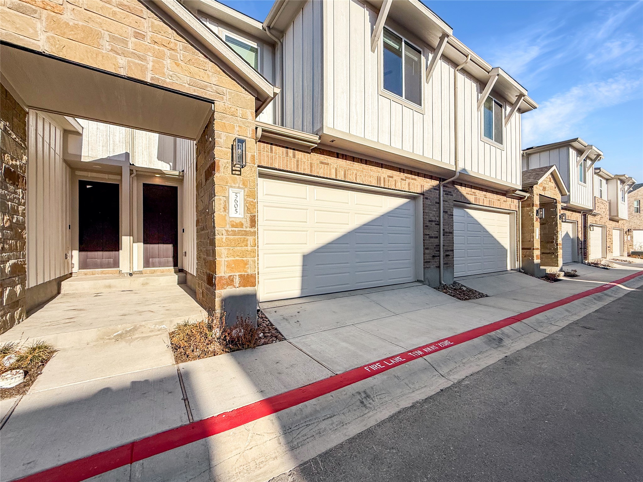 5605 Mobeetie Loop Property Photo 25