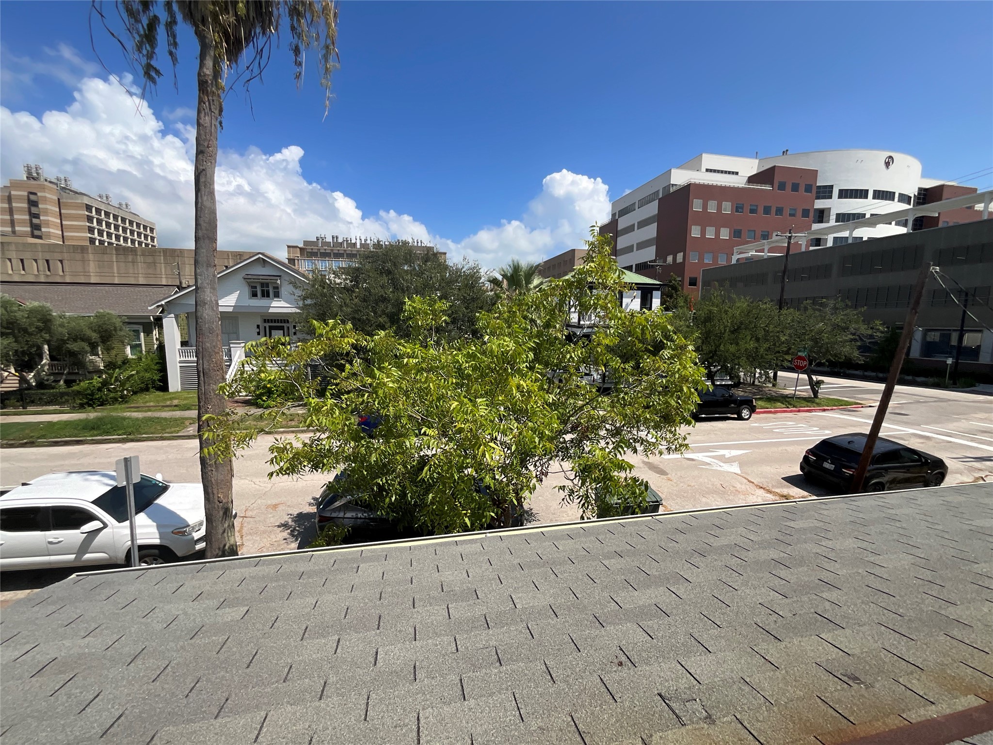 905 Post Office Street Property Photo 3