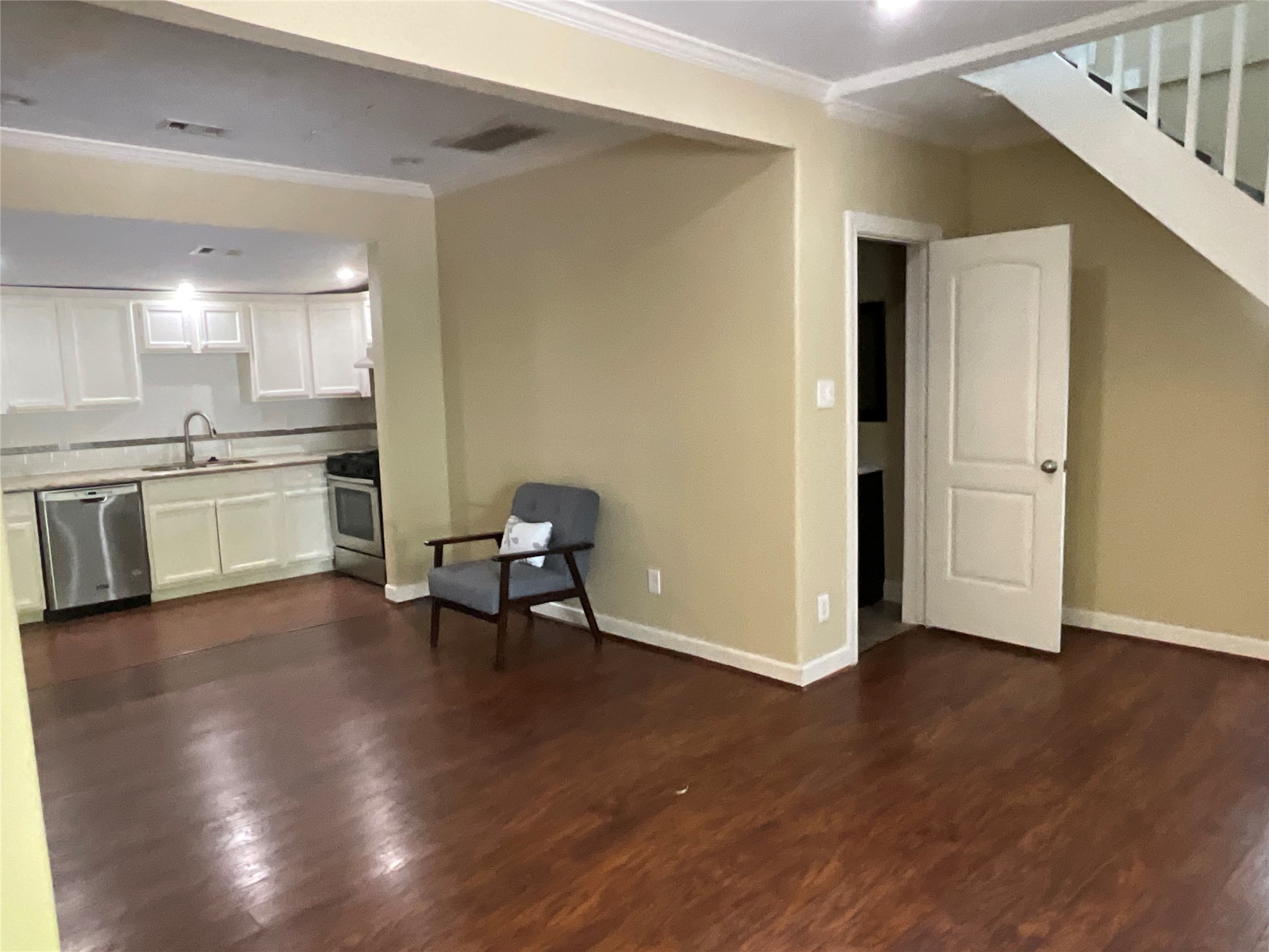 905 Post Office Street Property Photo 18