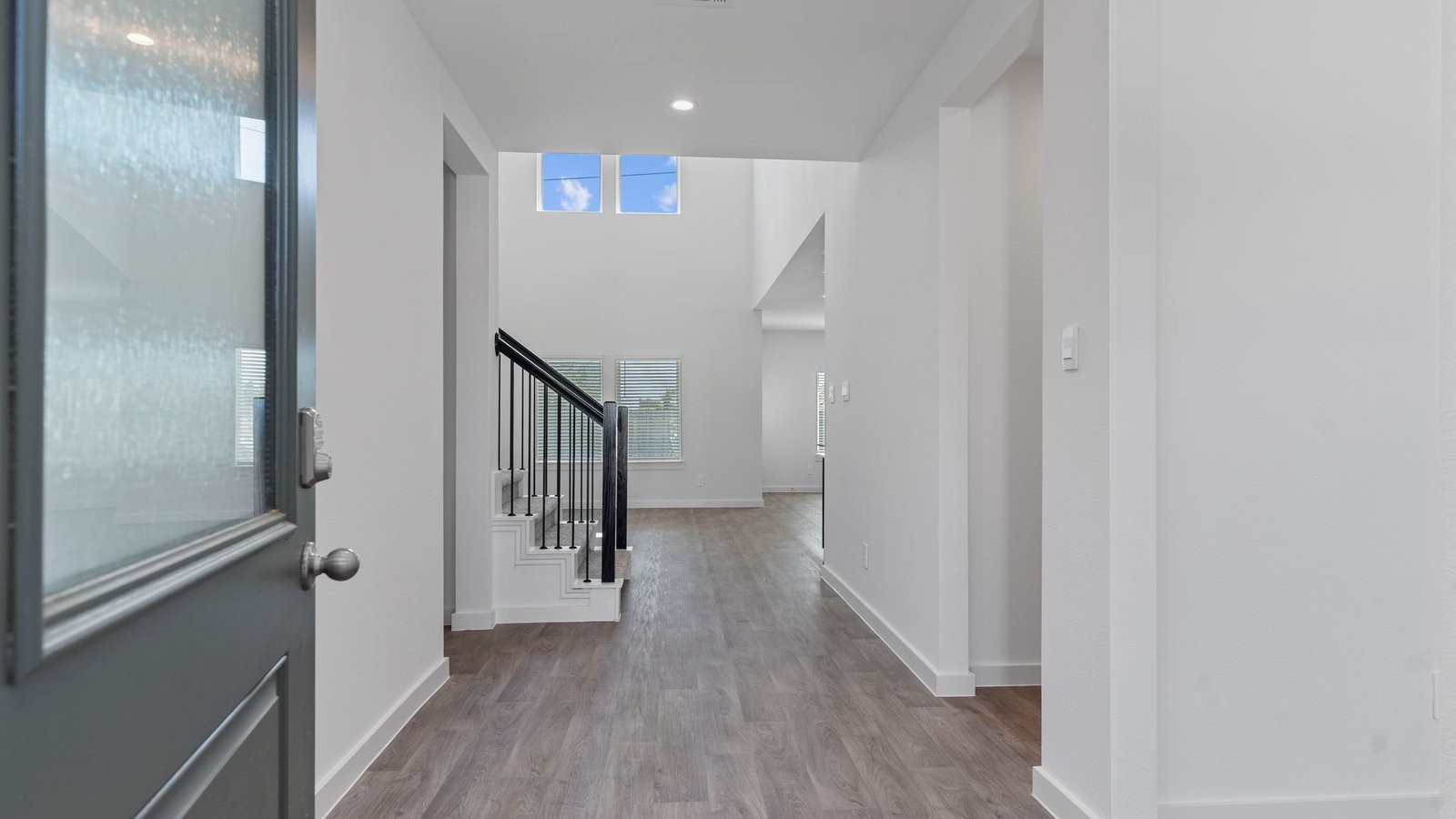 4507 Waving Willow Way Property Photo 4