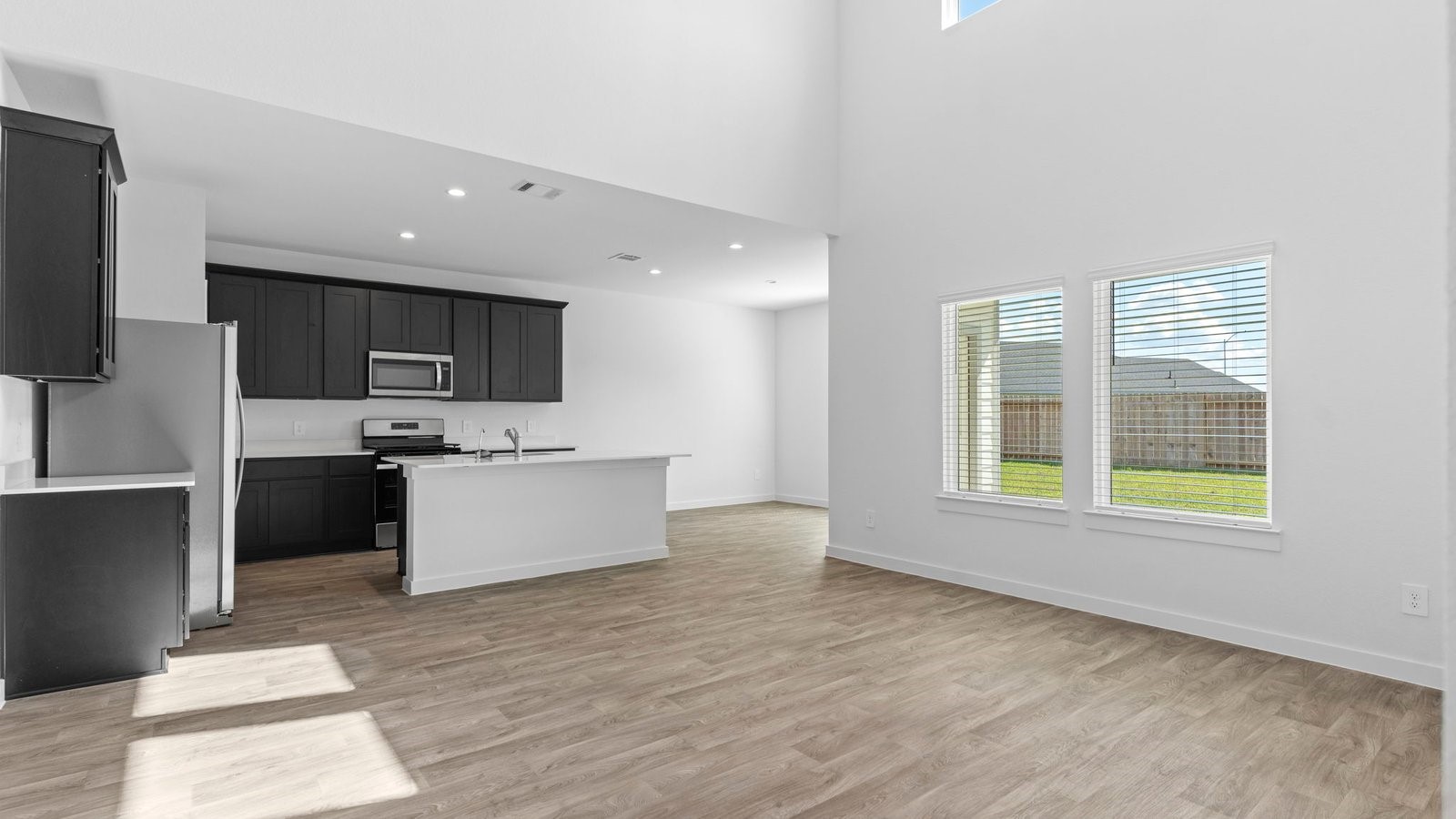 4507 Waving Willow Way Property Photo 8