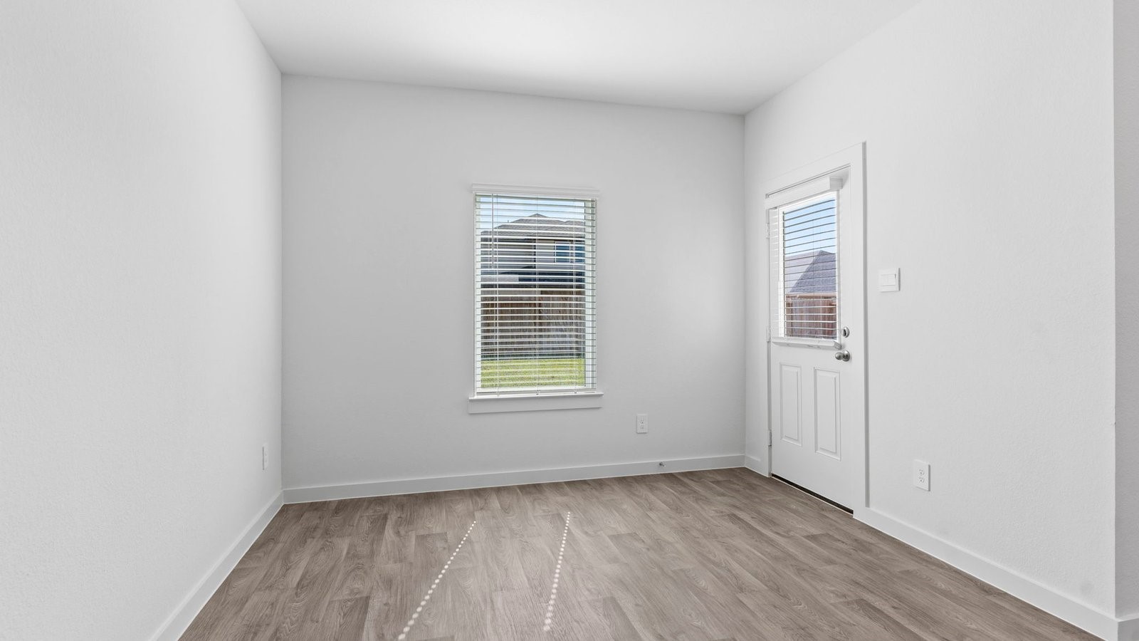 4507 Waving Willow Way Property Photo 17