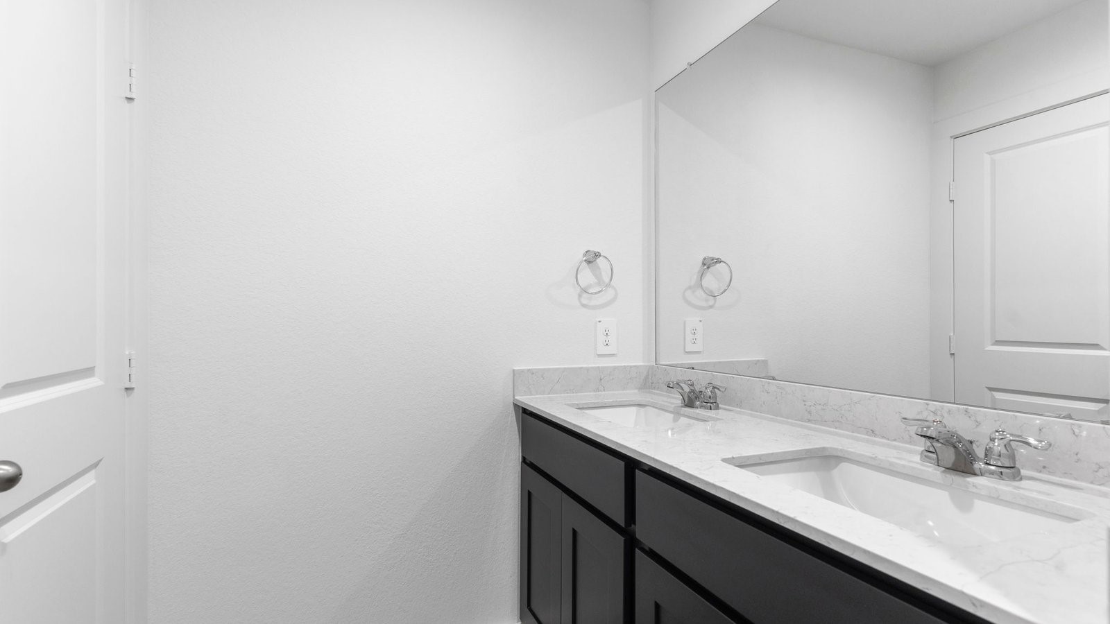 4507 Waving Willow Way Property Photo 32