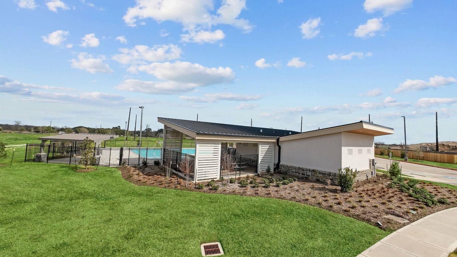 4507 Waving Willow Way Property Photo 49